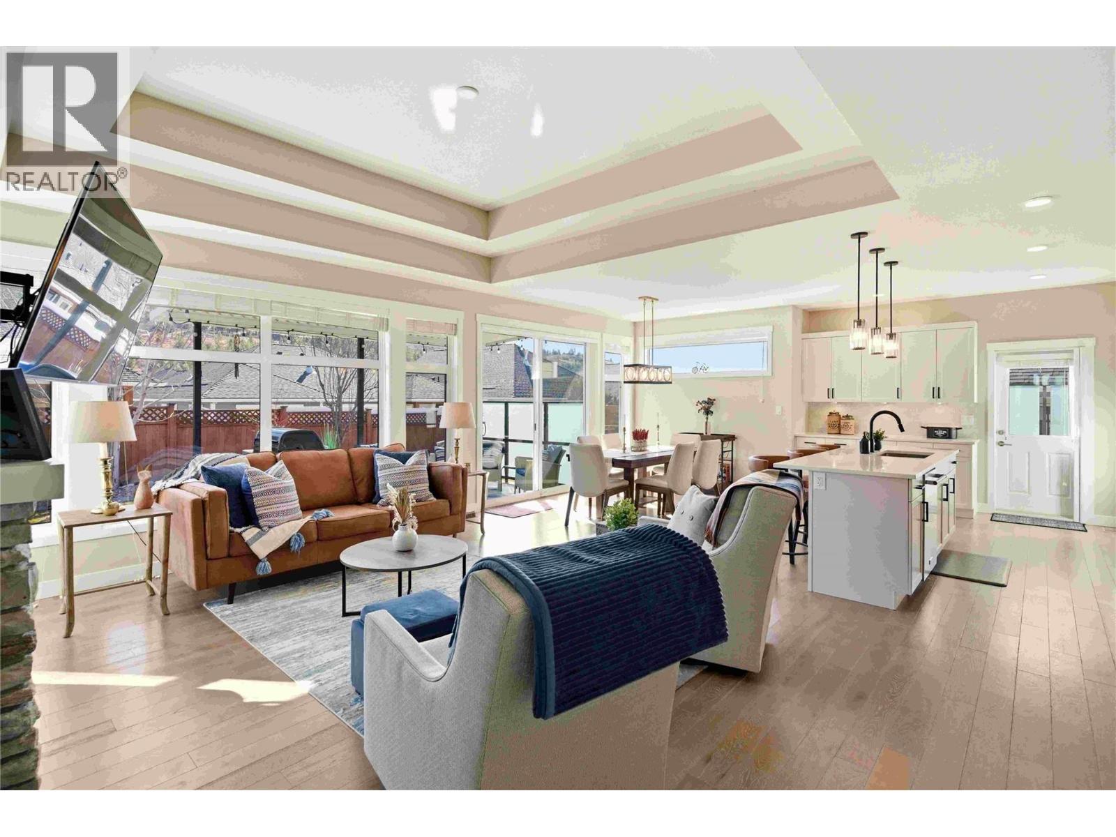 2110 Lawrence Avenue, Penticton, British Columbia  V2A 9G6 - Photo 29 - 10378346