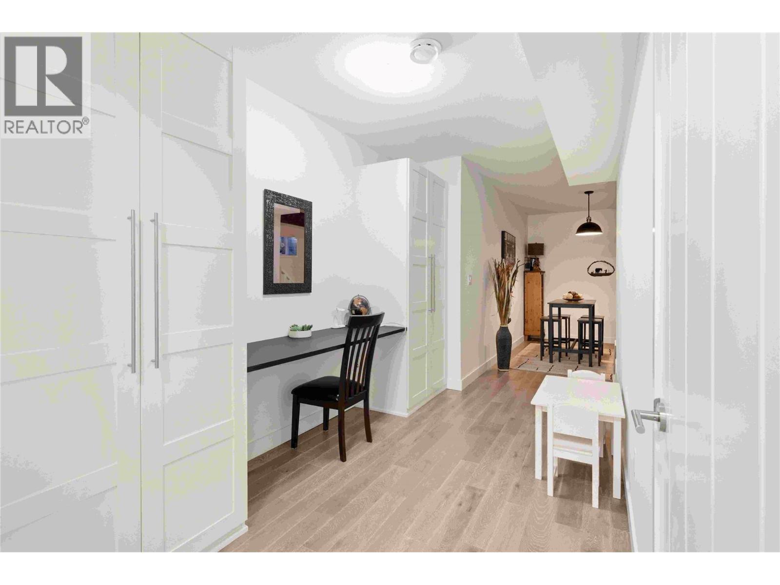 2110 Lawrence Avenue, Penticton, British Columbia  V2A 9G6 - Photo 44 - 10378346