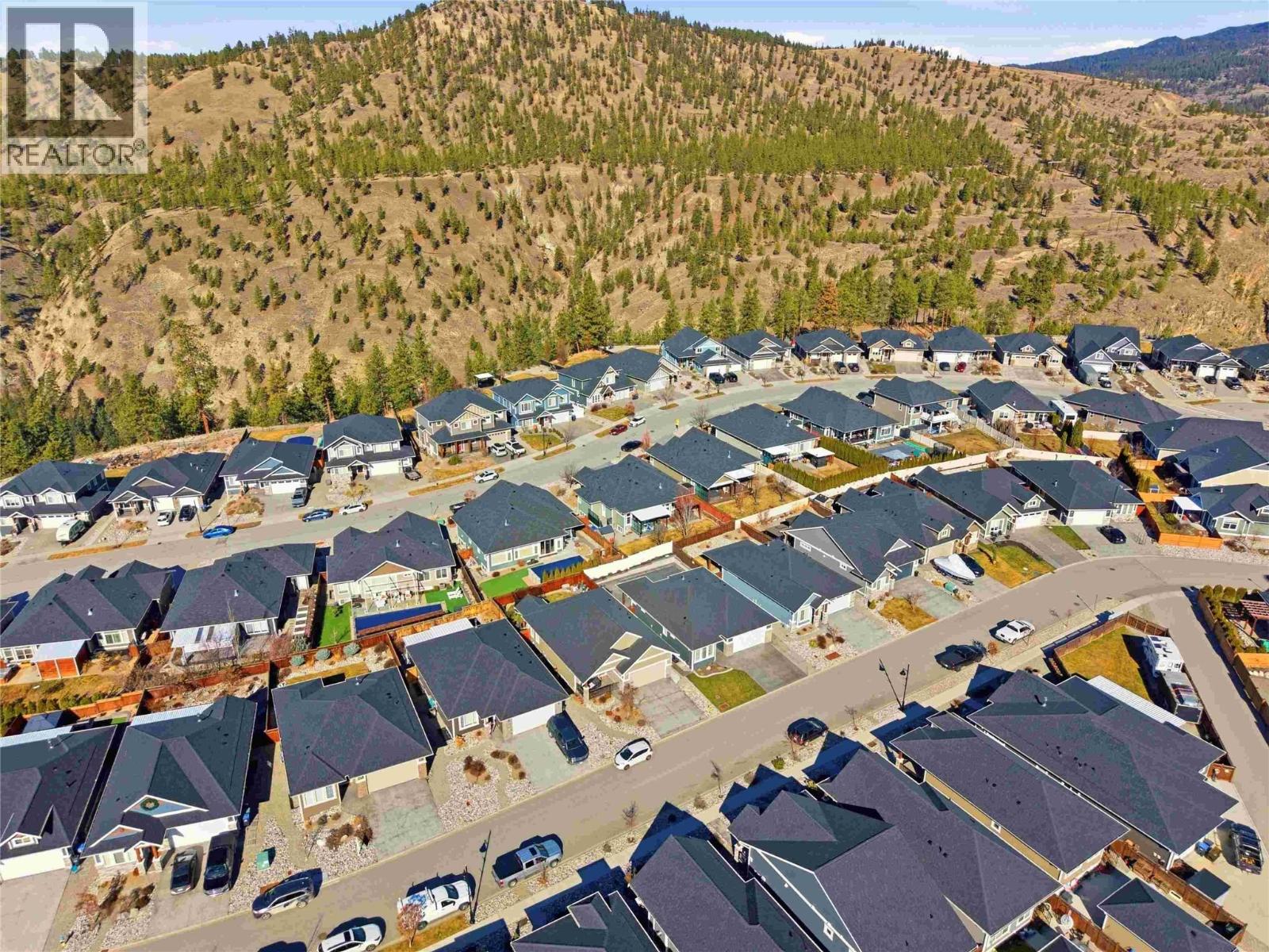 2110 Lawrence Avenue, Penticton, British Columbia  V2A 9G6 - Photo 8 - 10378346