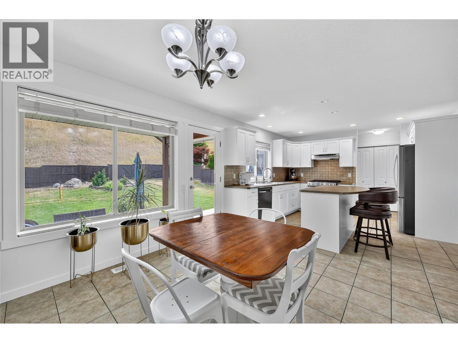 982 Paret Crescent, Kelowna, British Columbia  V1W 4X9 - Photo 23 - 10378185