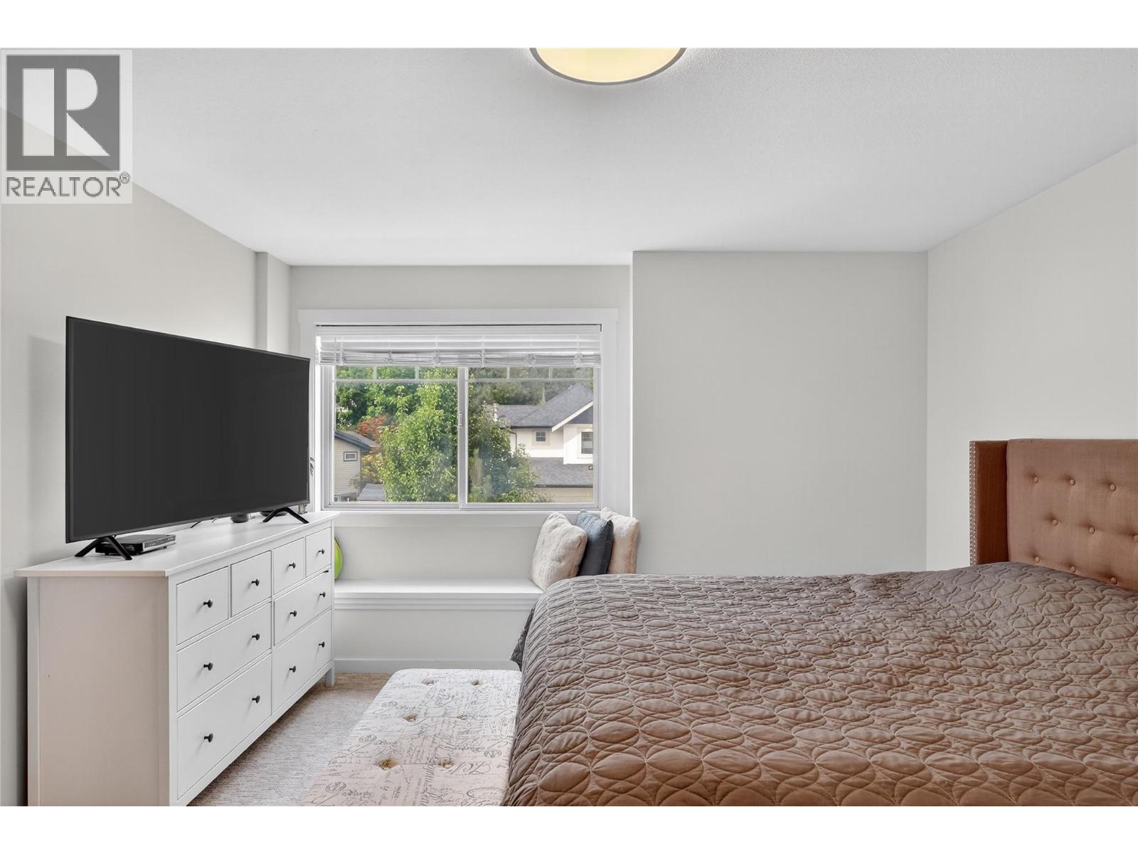 982 Paret Crescent, Kelowna, British Columbia  V1W 4X9 - Photo 28 - 10378185