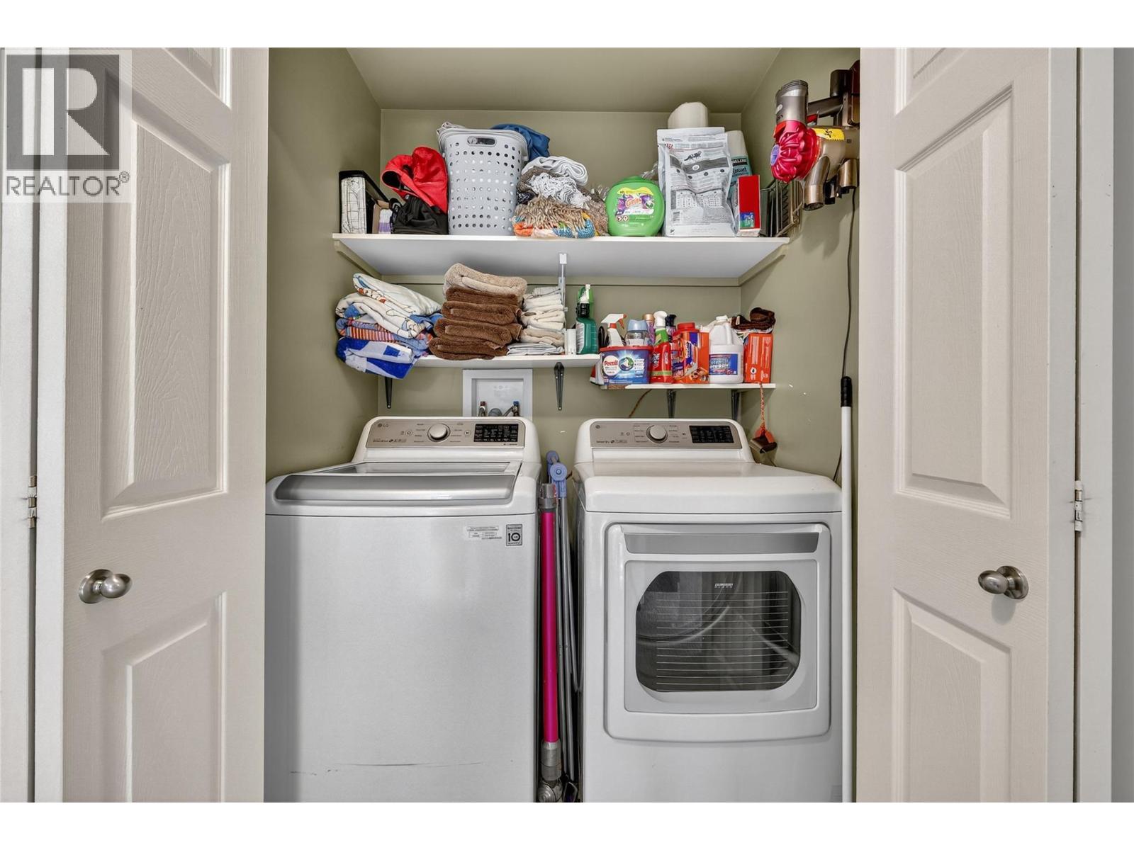 982 Paret Crescent, Kelowna, British Columbia  V1W 4X9 - Photo 37 - 10378185