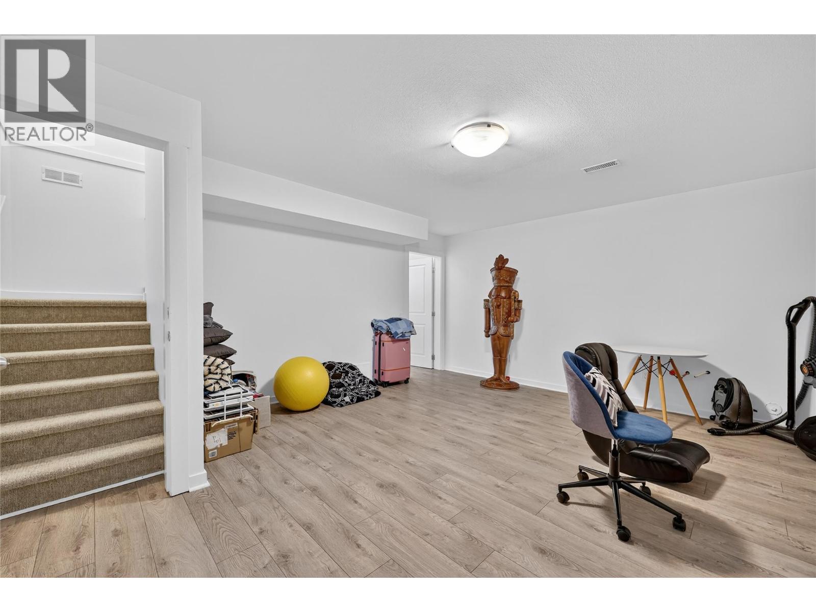 982 Paret Crescent, Kelowna, British Columbia  V1W 4X9 - Photo 39 - 10378185