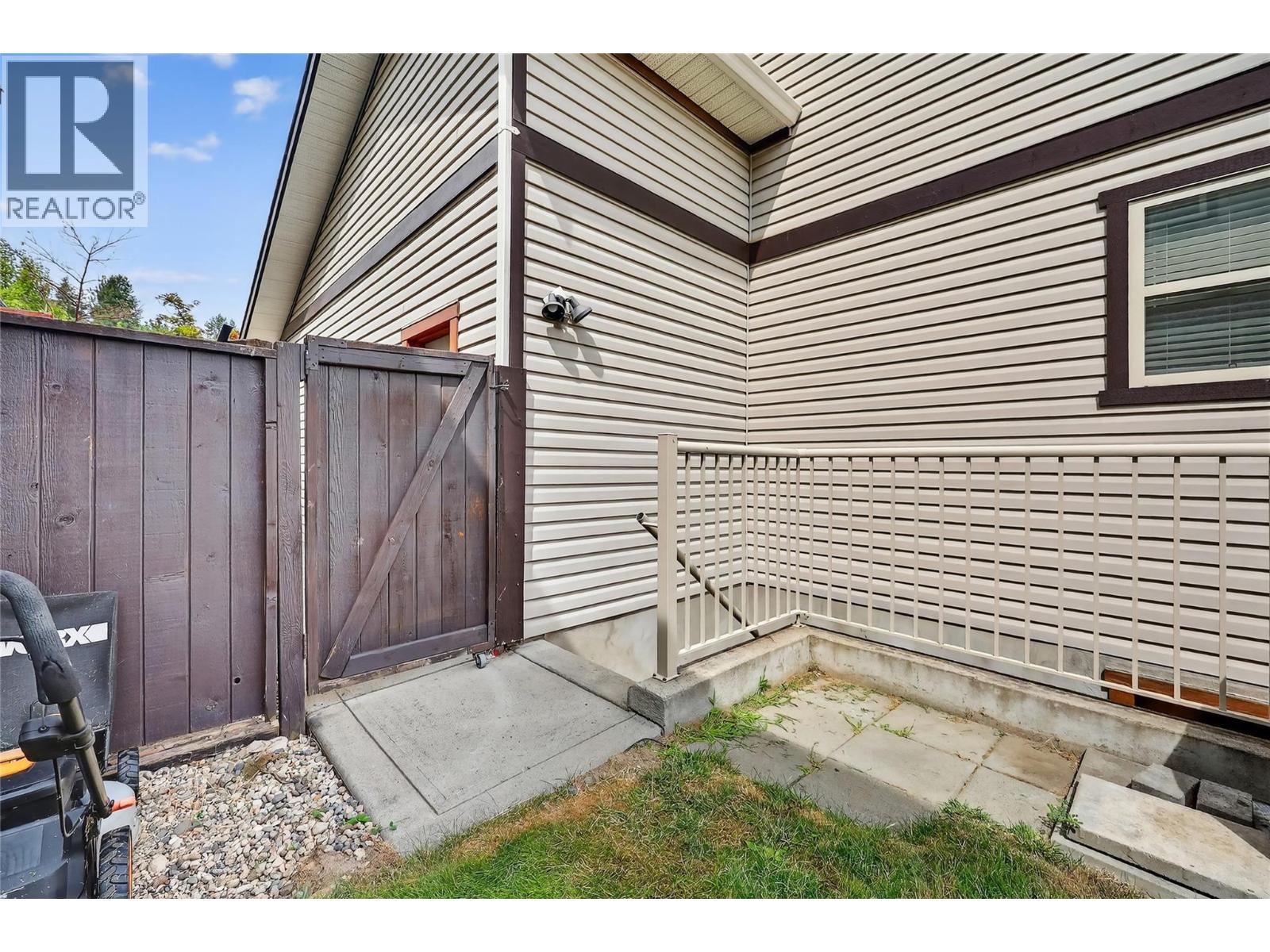 982 Paret Crescent, Kelowna, British Columbia  V1W 4X9 - Photo 40 - 10378185
