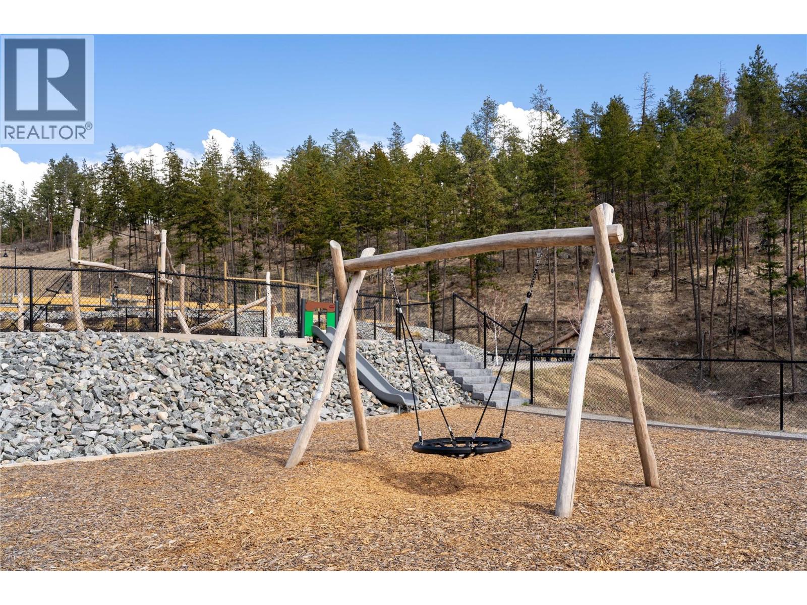 3504 Arrowroot Drive, Kelowna, British Columbia  V1V 3G2 - Photo 37 - 10377812