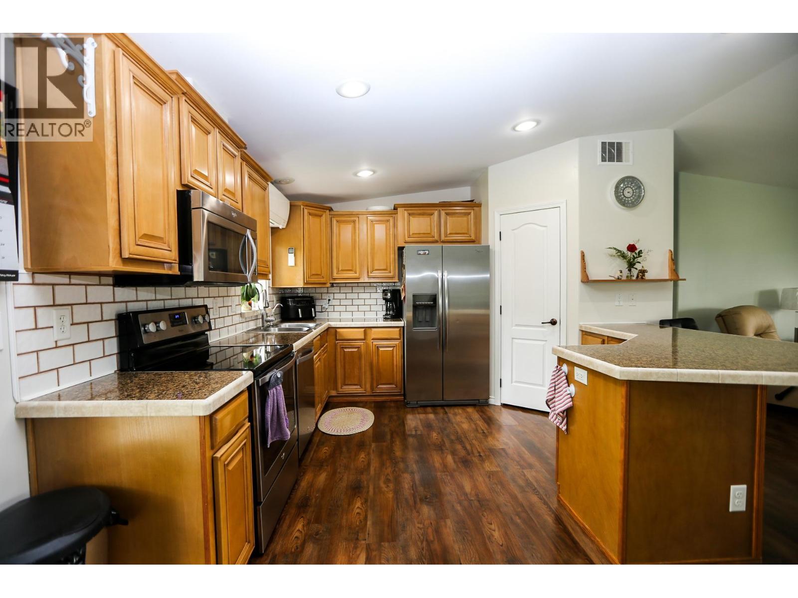 445 Siska Drive, Barriere, British Columbia  V0E 1E0 - Photo 8 - 10377727