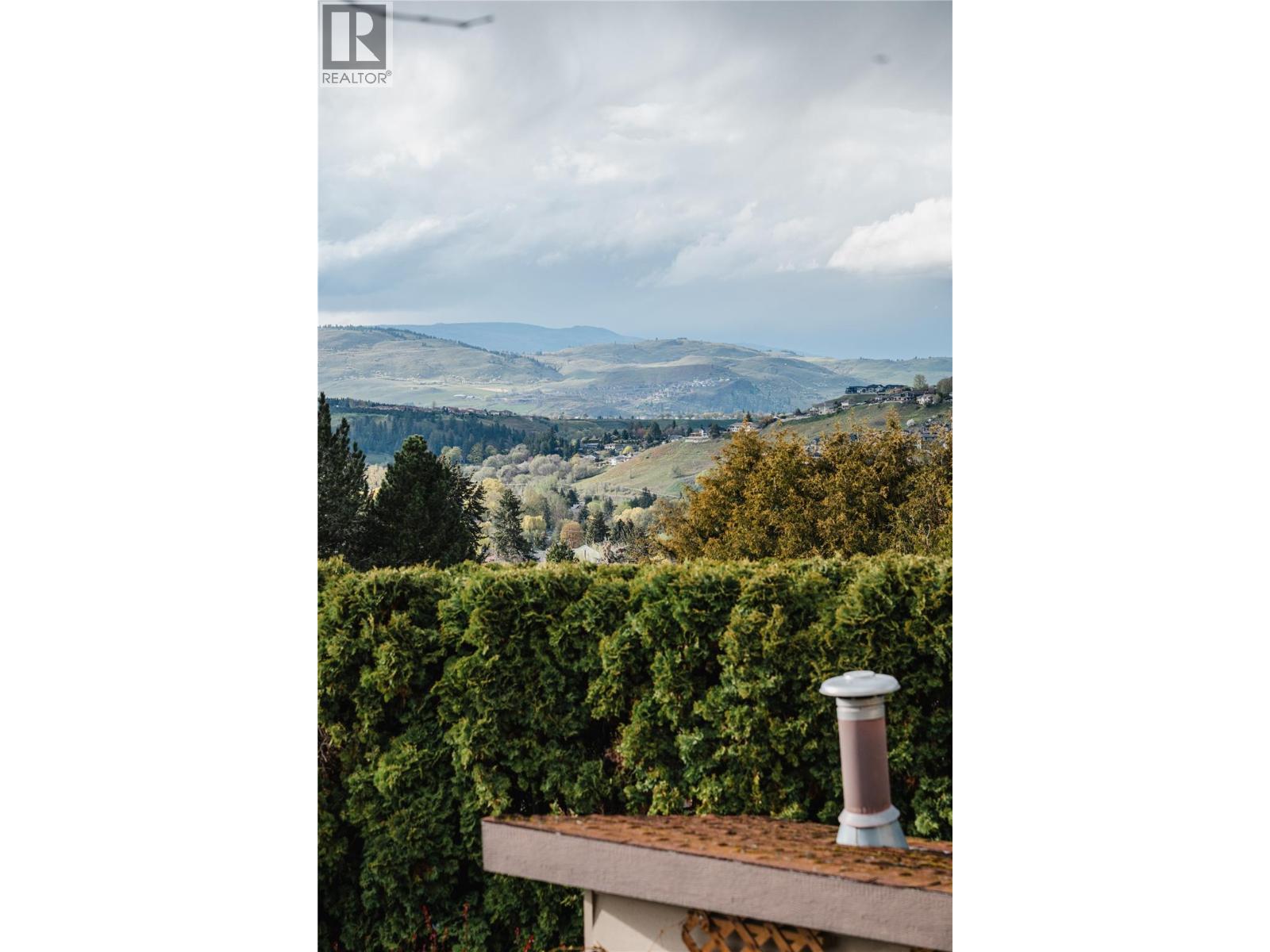 7200 Wyatt Way, Vernon, British Columbia  V1B 1R3 - Photo 27 - 10377007