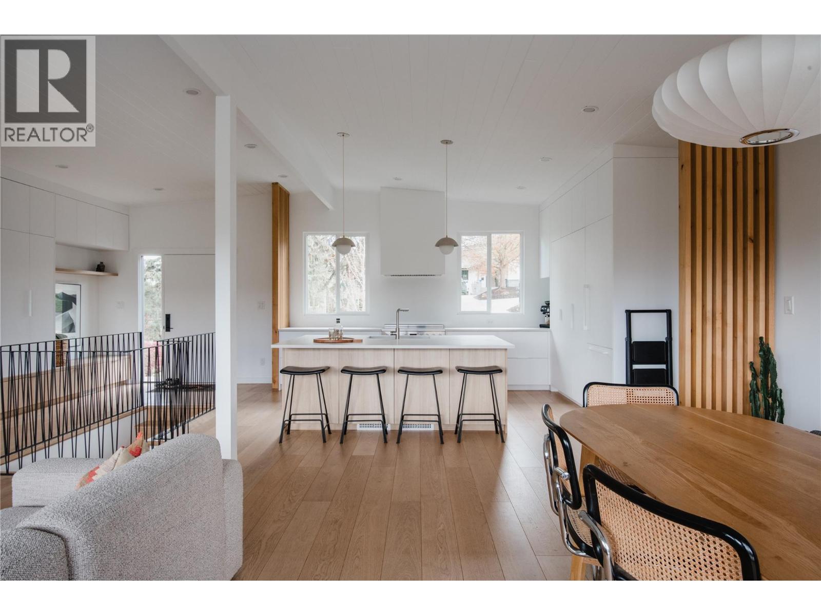 7200 Wyatt Way, Vernon, British Columbia  V1B 1R3 - Photo 33 - 10377007