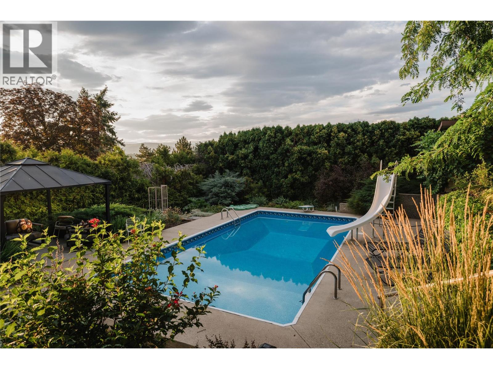 7200 Wyatt Way, Vernon, British Columbia  V1B 1R3 - Photo 38 - 10377007