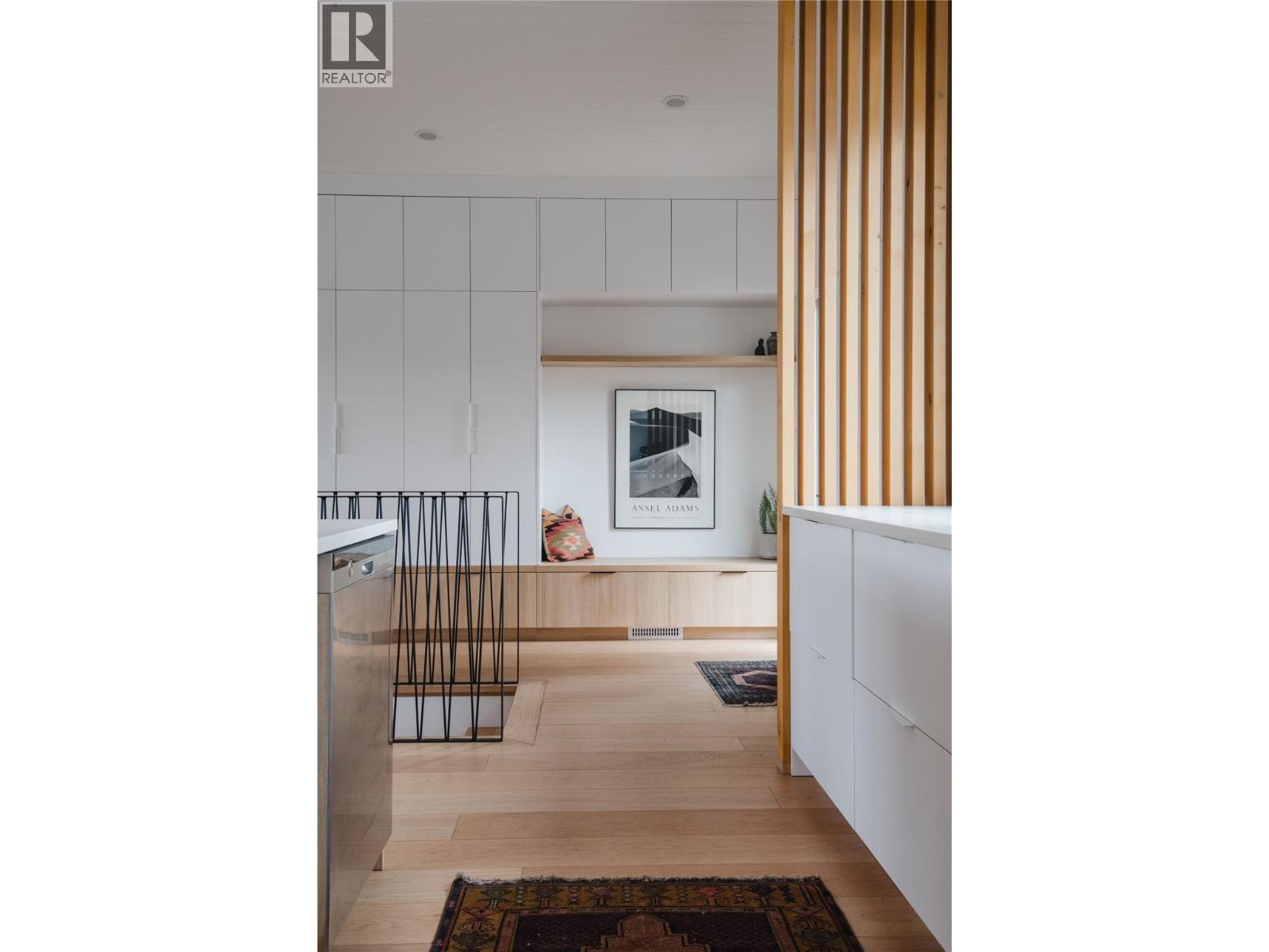 7200 Wyatt Way, Vernon, British Columbia  V1B 1R3 - Photo 5 - 10377007