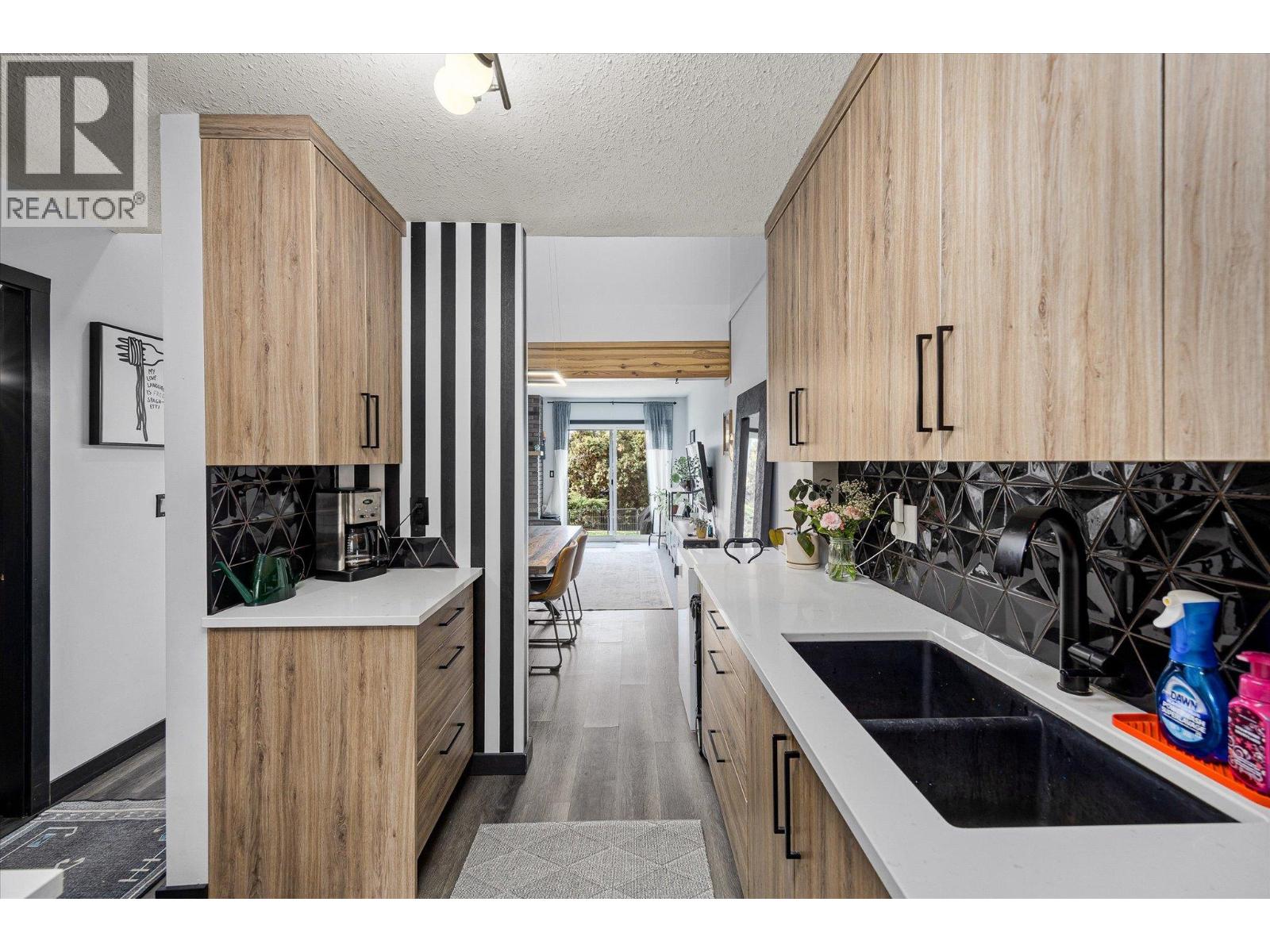 2055 Ethel Street Unit# 15, Kelowna, British Columbia  V1Y 2Z6 - Photo 7 - 10378159