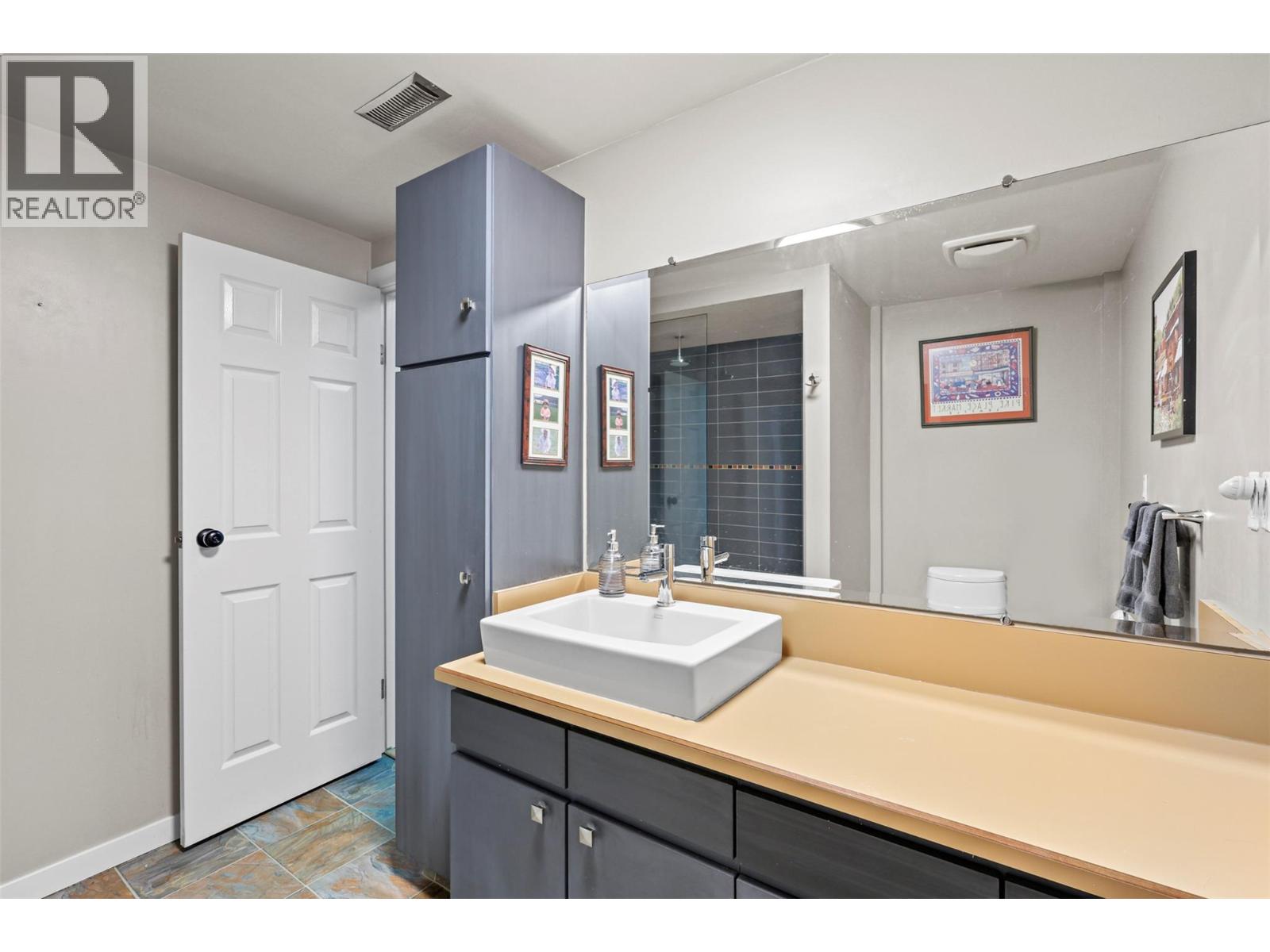 328 Whiteshield Crescent, Kamloops, British Columbia  V2E 1G3 - Photo 24 - 10378371