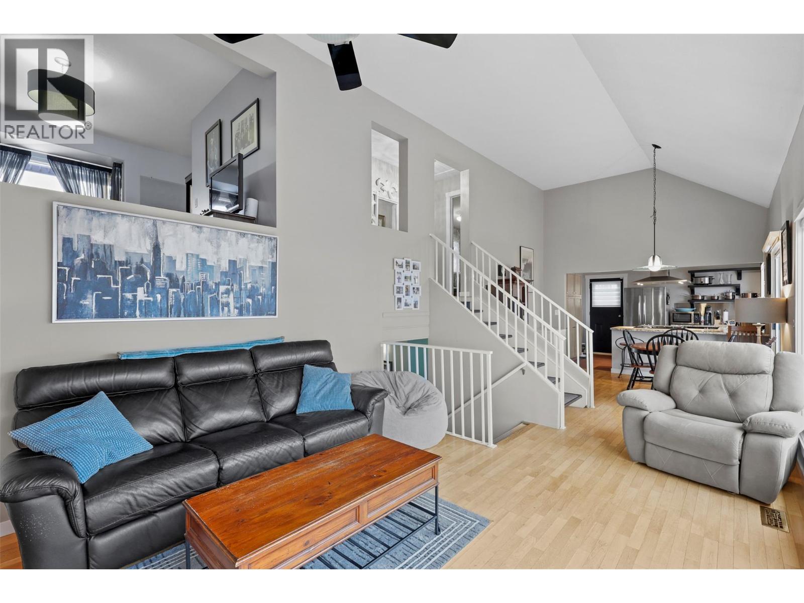 328 Whiteshield Crescent, Kamloops, British Columbia  V2E 1G3 - Photo 9 - 10378371