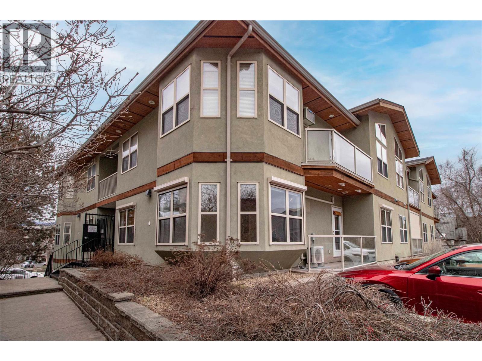 857 Fairview Road Unit# 204, Penticton, British Columbia  V2A 5Y7 - Photo 1 - 10375279