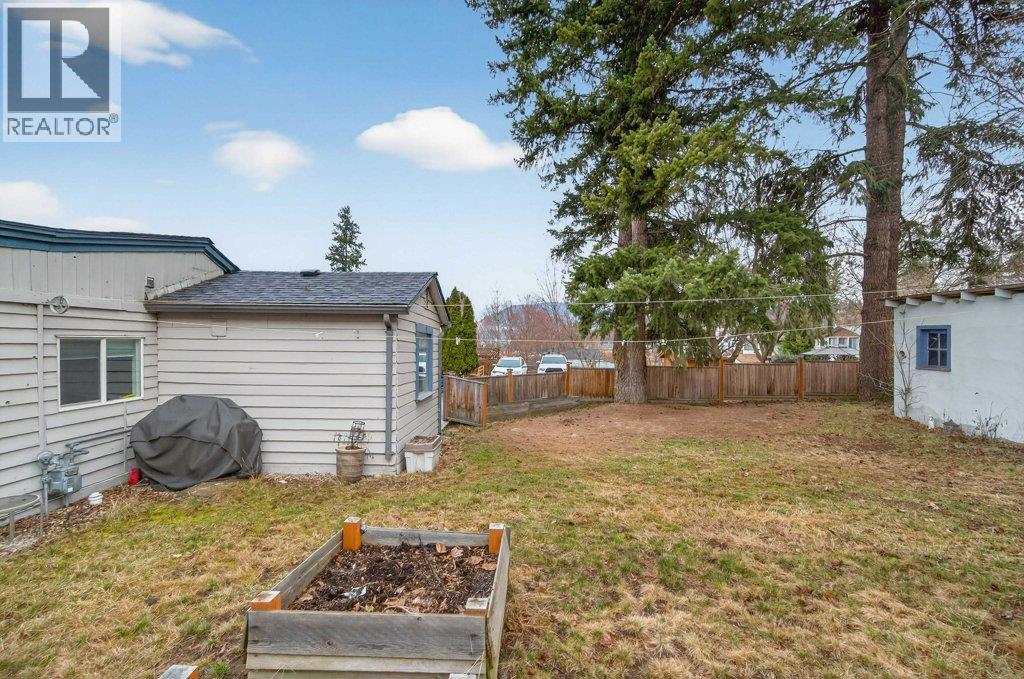 520 6 Street Se, Salmon Arm, British Columbia  V1E 4P5 - Photo 39 - 10377410