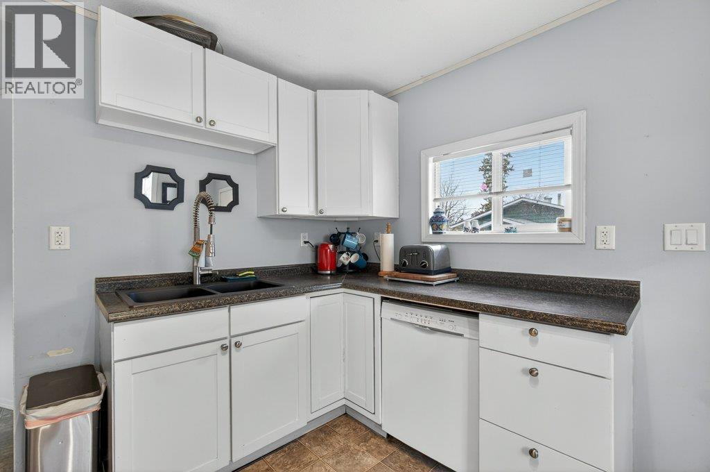 520 6 Street Se, Salmon Arm, British Columbia  V1E 4P5 - Photo 4 - 10377410