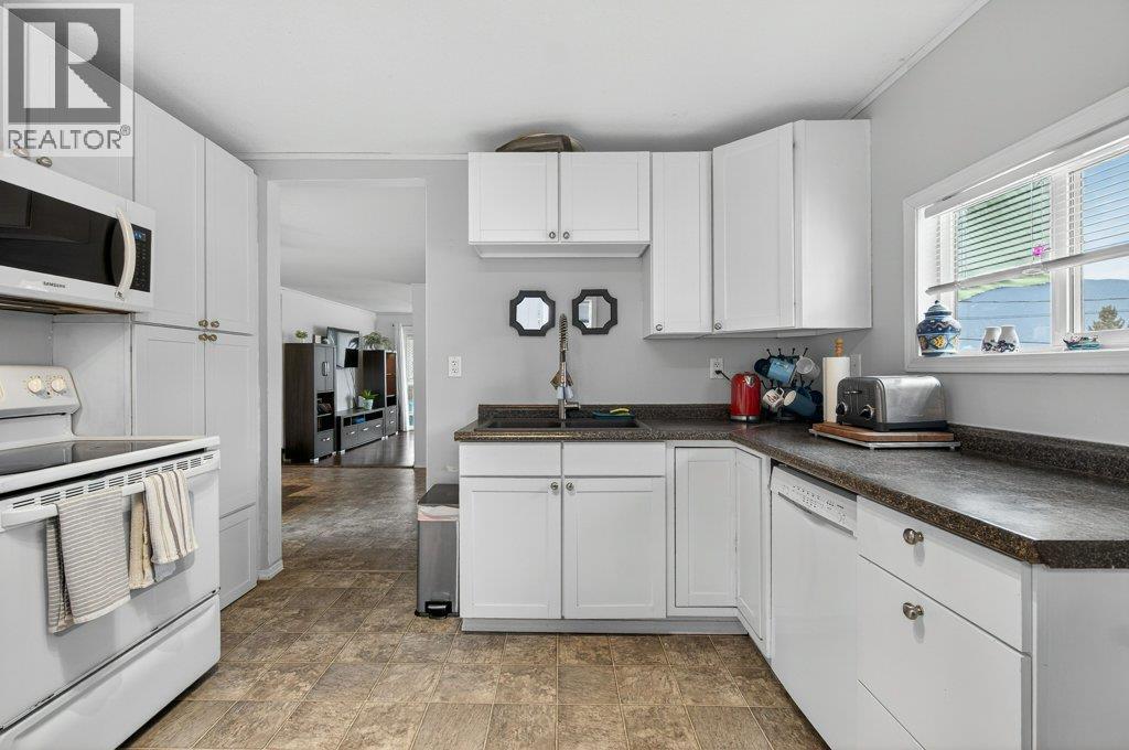 520 6 Street Se, Salmon Arm, British Columbia  V1E 4P5 - Photo 6 - 10377410