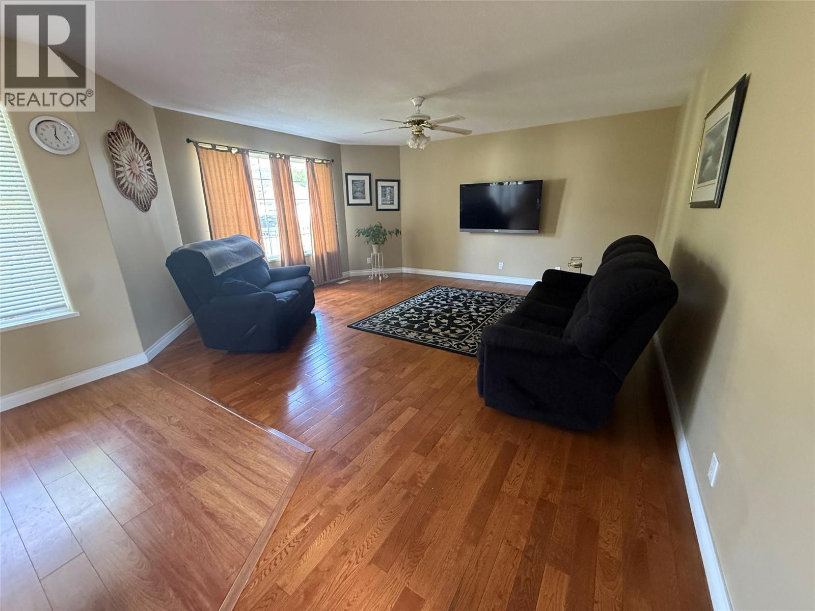 7760 Columbia Drive, Grand Forks, British Columbia  V0H 1H2 - Photo 12 - 10378373