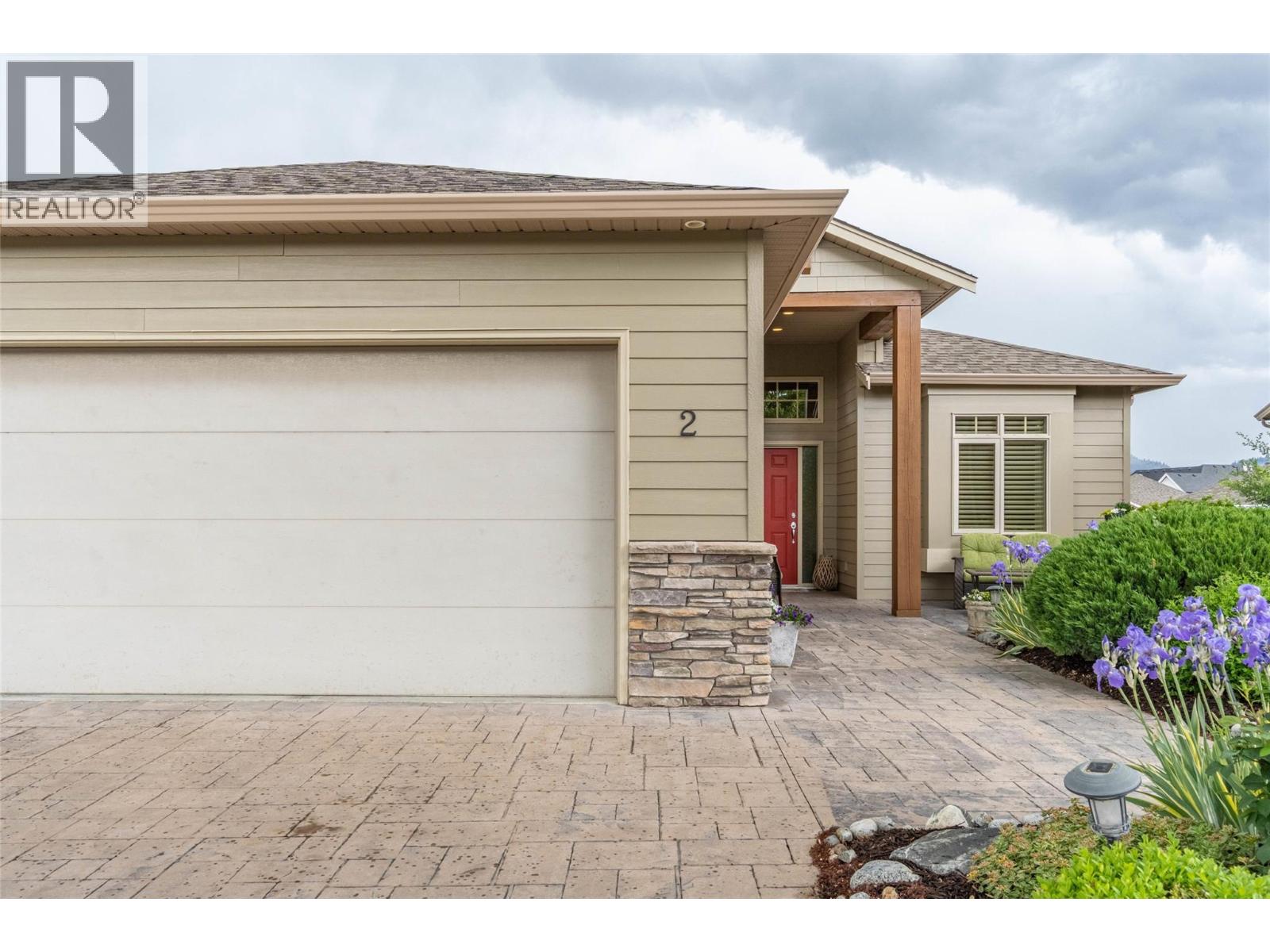 6833 Meadows Drive Unit# 2, Oliver, British Columbia  V0H 1T4 - Photo 2 - 10378368