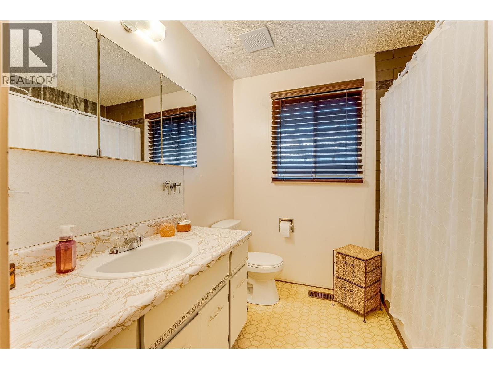 3508 24a Avenue, Vernon, British Columbia  V1T 1M3 - Photo 13 - 10378355