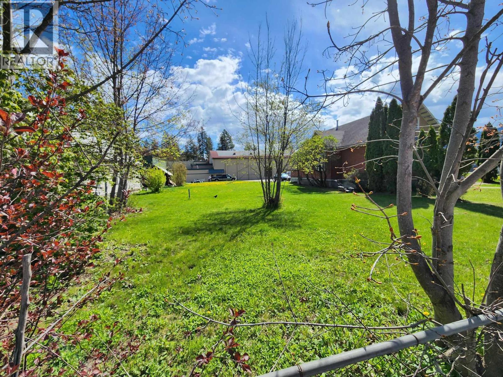 2171 Shuswap Avenue, Lumby, British Columbia  V0E 2G0 - Photo 1 - 10378342