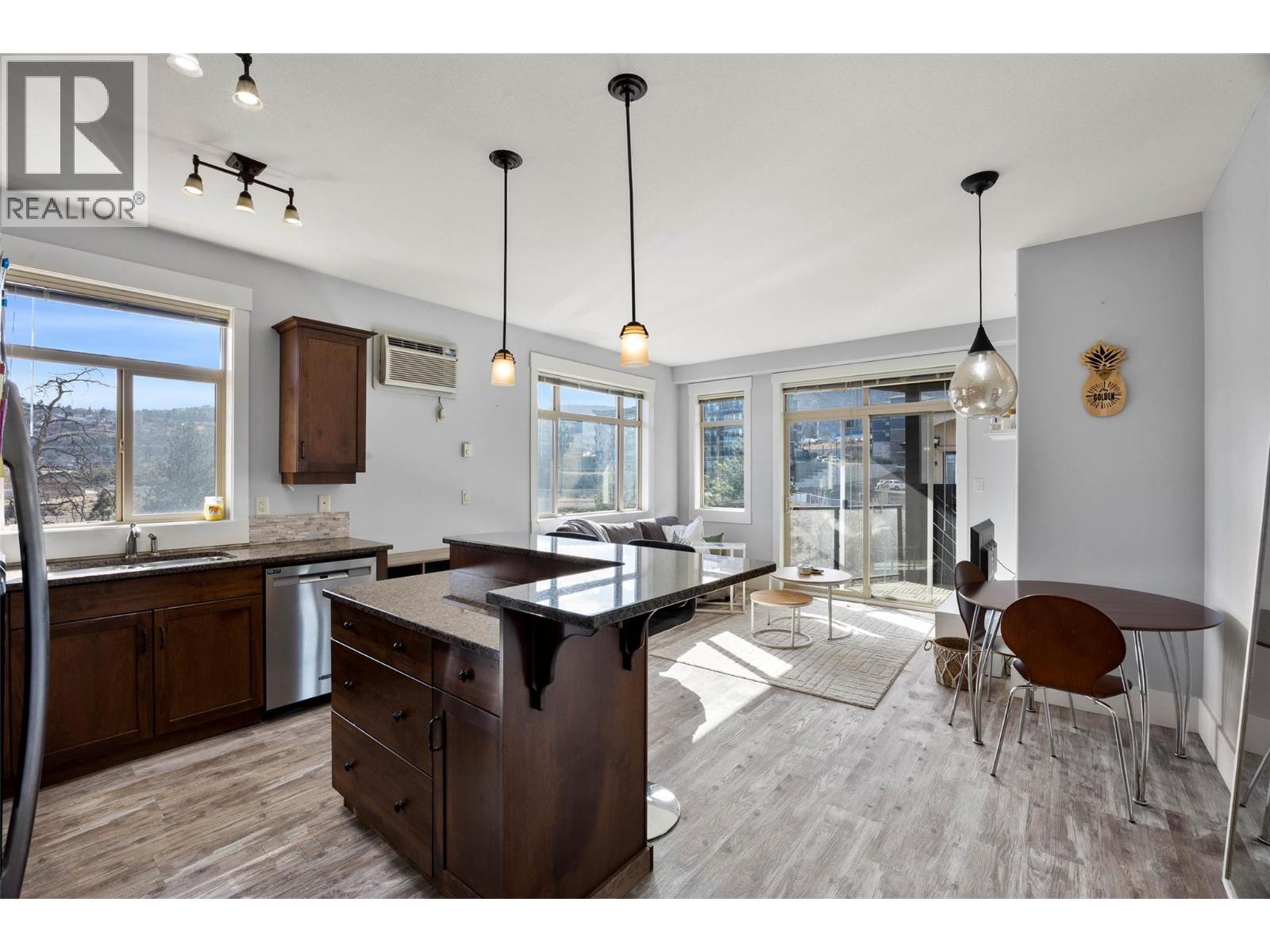 775 Mcgill Road Unit# 407, Kamloops, British Columbia  V2C 0B8 - Photo 2 - 10378268