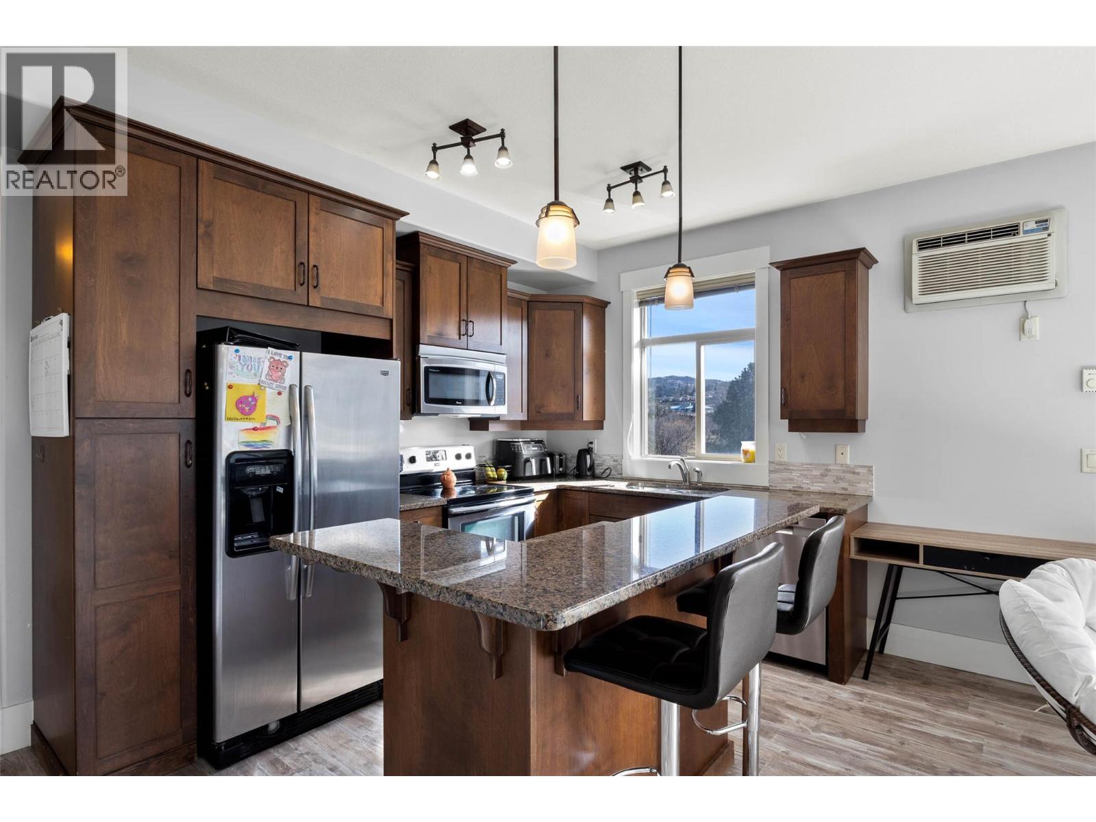 775 Mcgill Road Unit# 407, Kamloops, British Columbia  V2C 0B8 - Photo 3 - 10378268