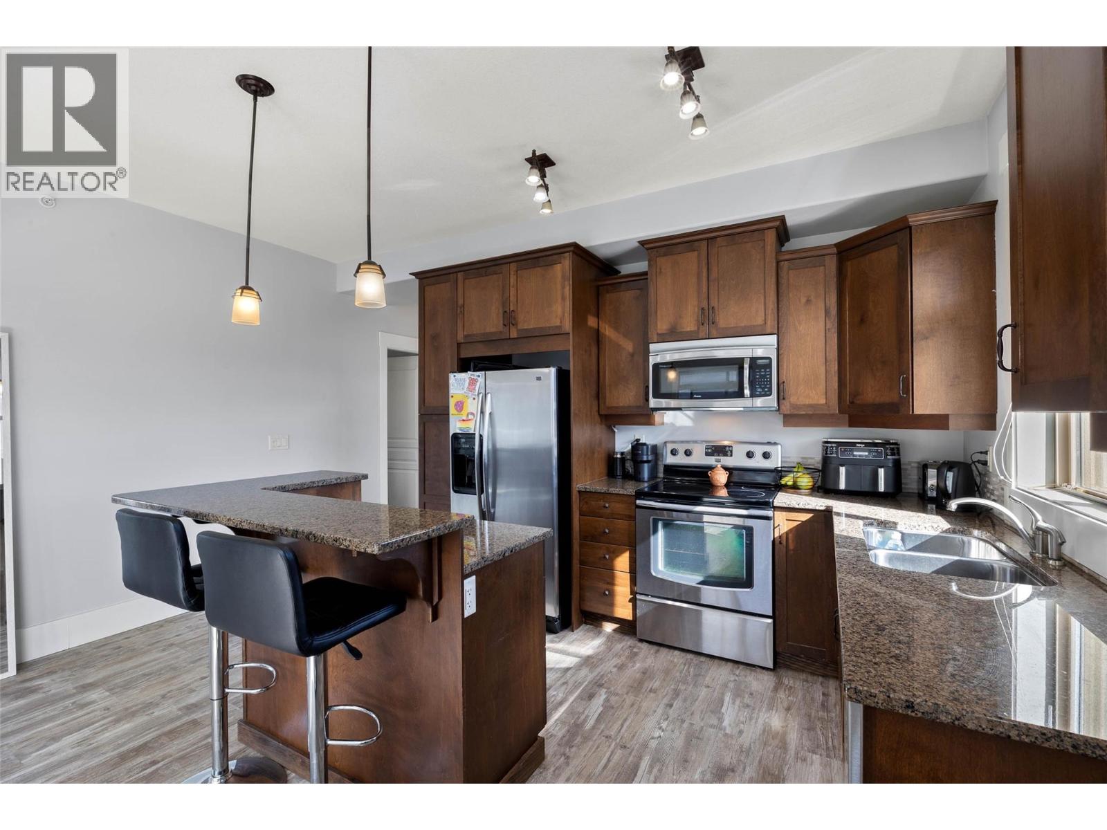 775 Mcgill Road Unit# 407, Kamloops, British Columbia  V2C 0B8 - Photo 4 - 10378268