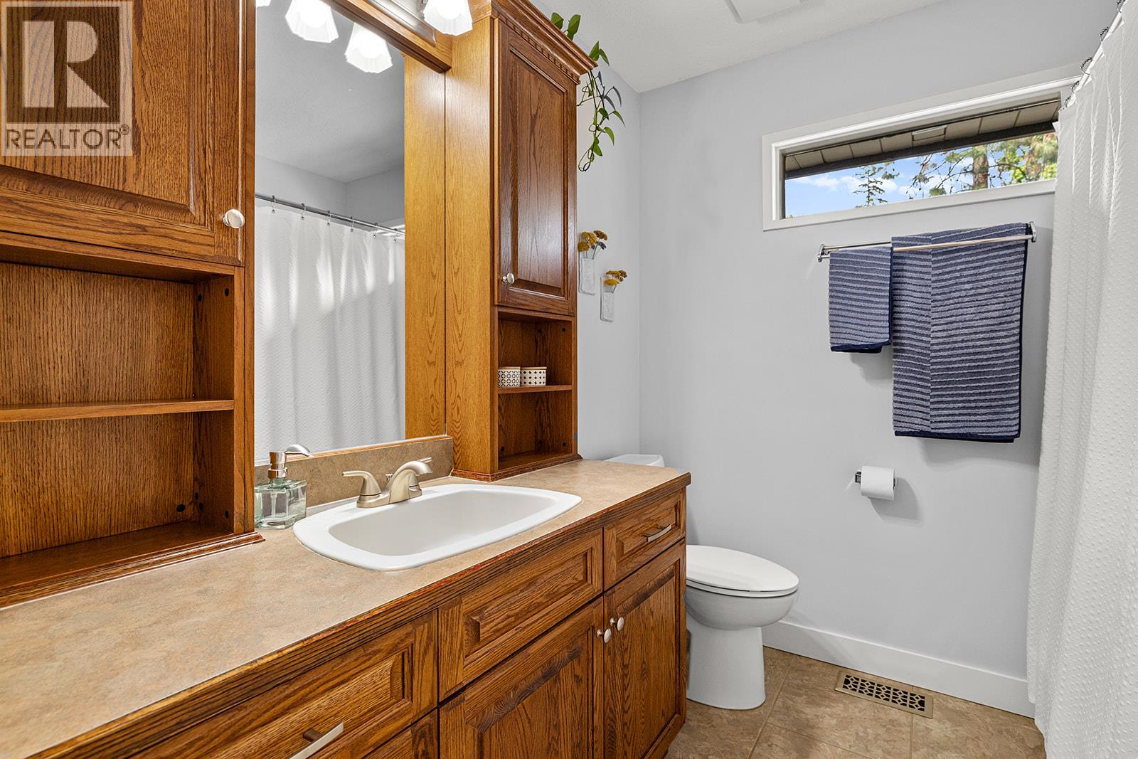 1741 Keloka Drive, West Kelowna, British Columbia  V1Z 2Y3 - Photo 21 - 10378255