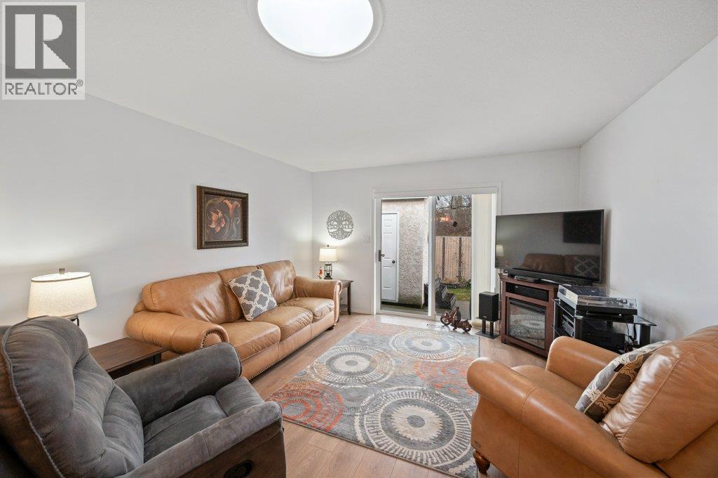 115 Redwing Place Unit# 12, Oliver, British Columbia  V0H 1T4 - Photo 15 - 10378177