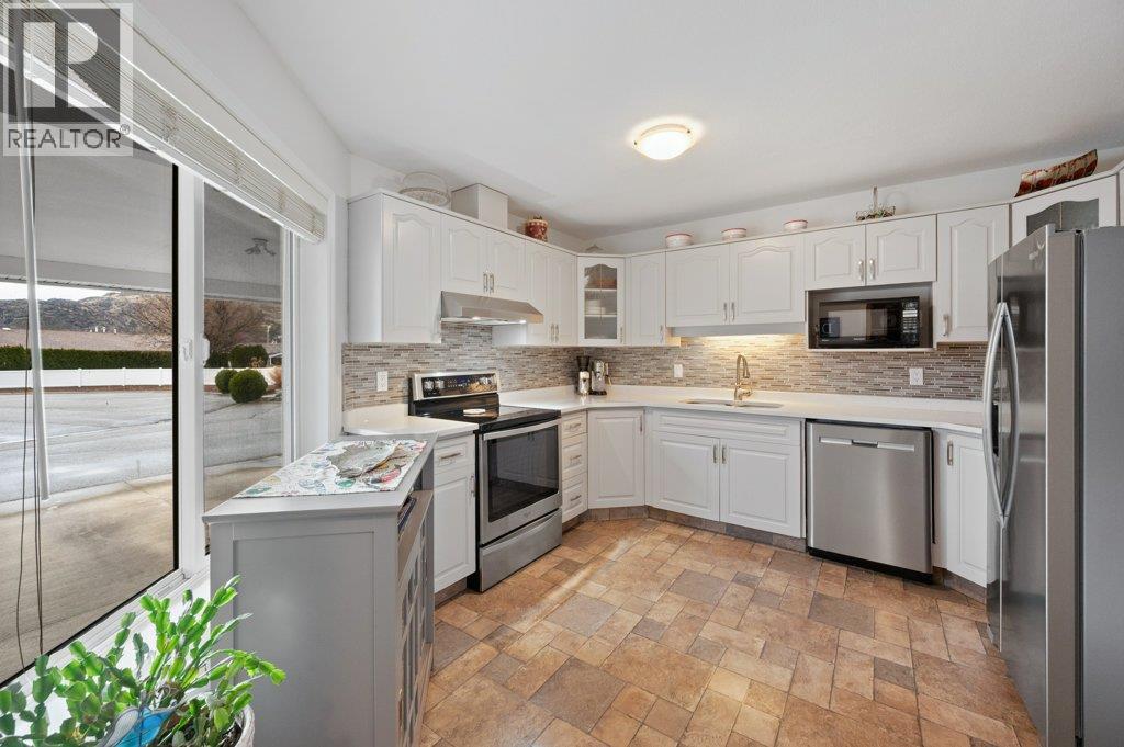 115 Redwing Place Unit# 12, Oliver, British Columbia  V0H 1T4 - Photo 5 - 10378177