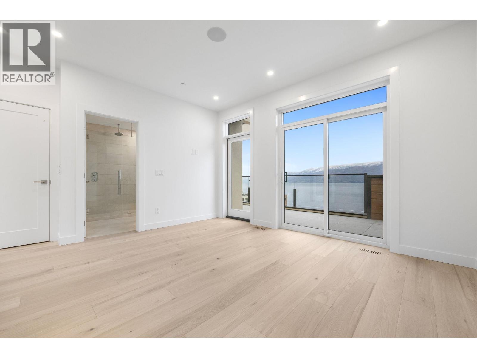 6008 Princess Street, Peachland, British Columbia  V0H 1X7 - Photo 20 - 10377785