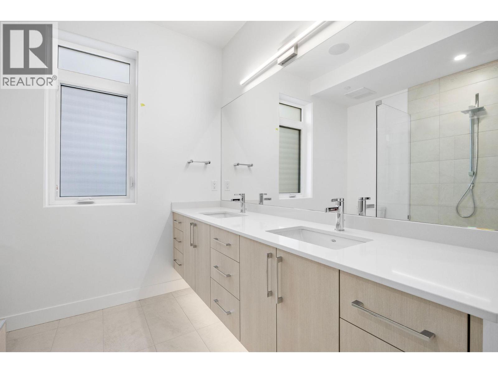 6008 Princess Street, Peachland, British Columbia  V0H 1X7 - Photo 23 - 10377785