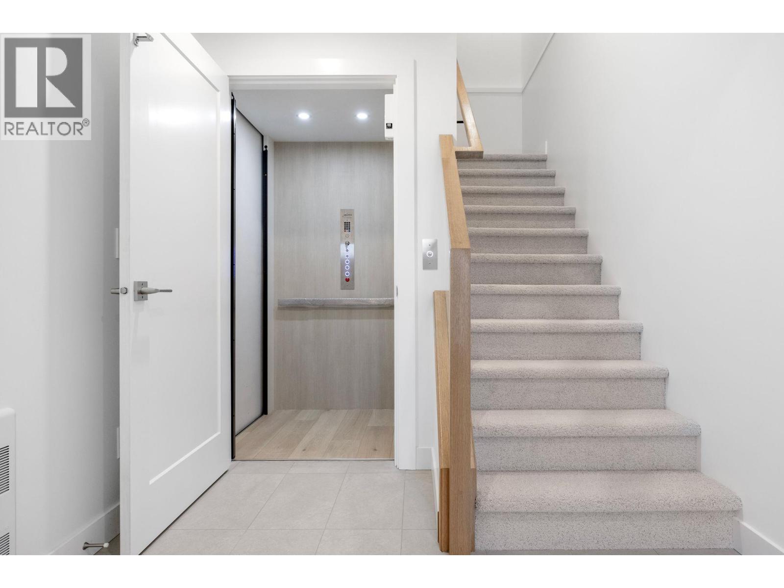 6008 Princess Street, Peachland, British Columbia  V0H 1X7 - Photo 42 - 10377785