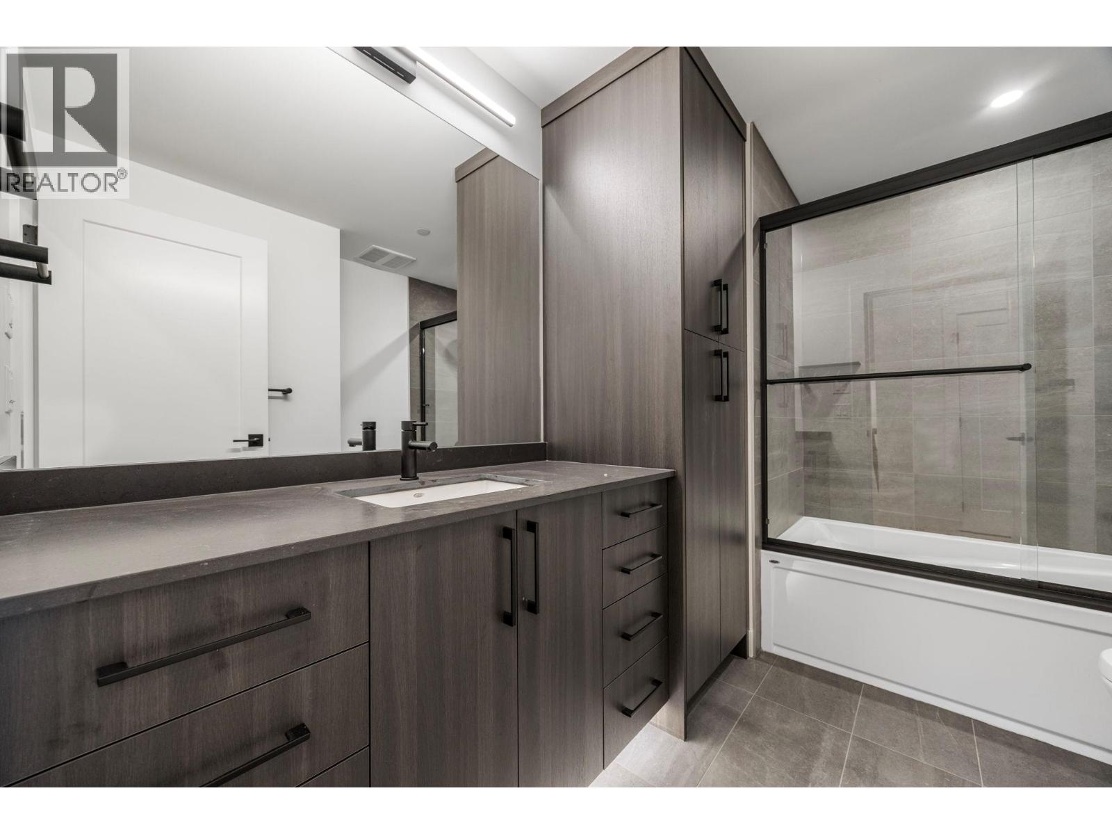 6008 Princess Street, Peachland, British Columbia  V0H 1X7 - Photo 45 - 10377785