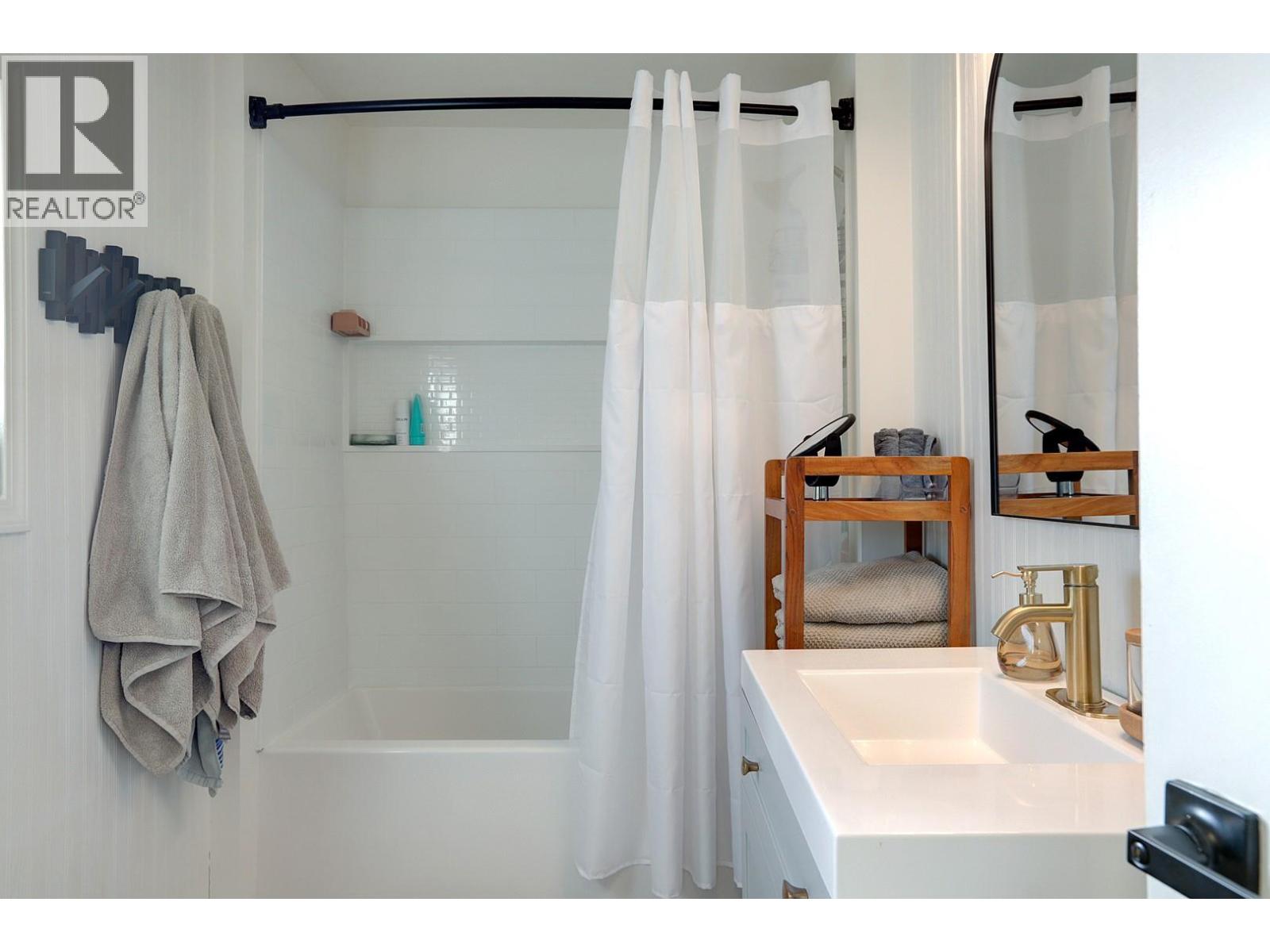 5109 27 Avenue, Vernon, British Columbia  V1T 6L2 - Photo 11 - 10378398