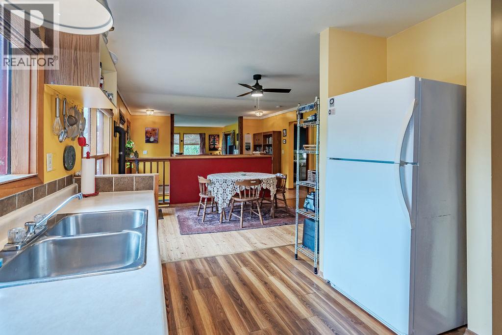 6051 Pine Ridge Road, Kaslo, British Columbia  V0G 1M0 - Photo 29 - 10377762