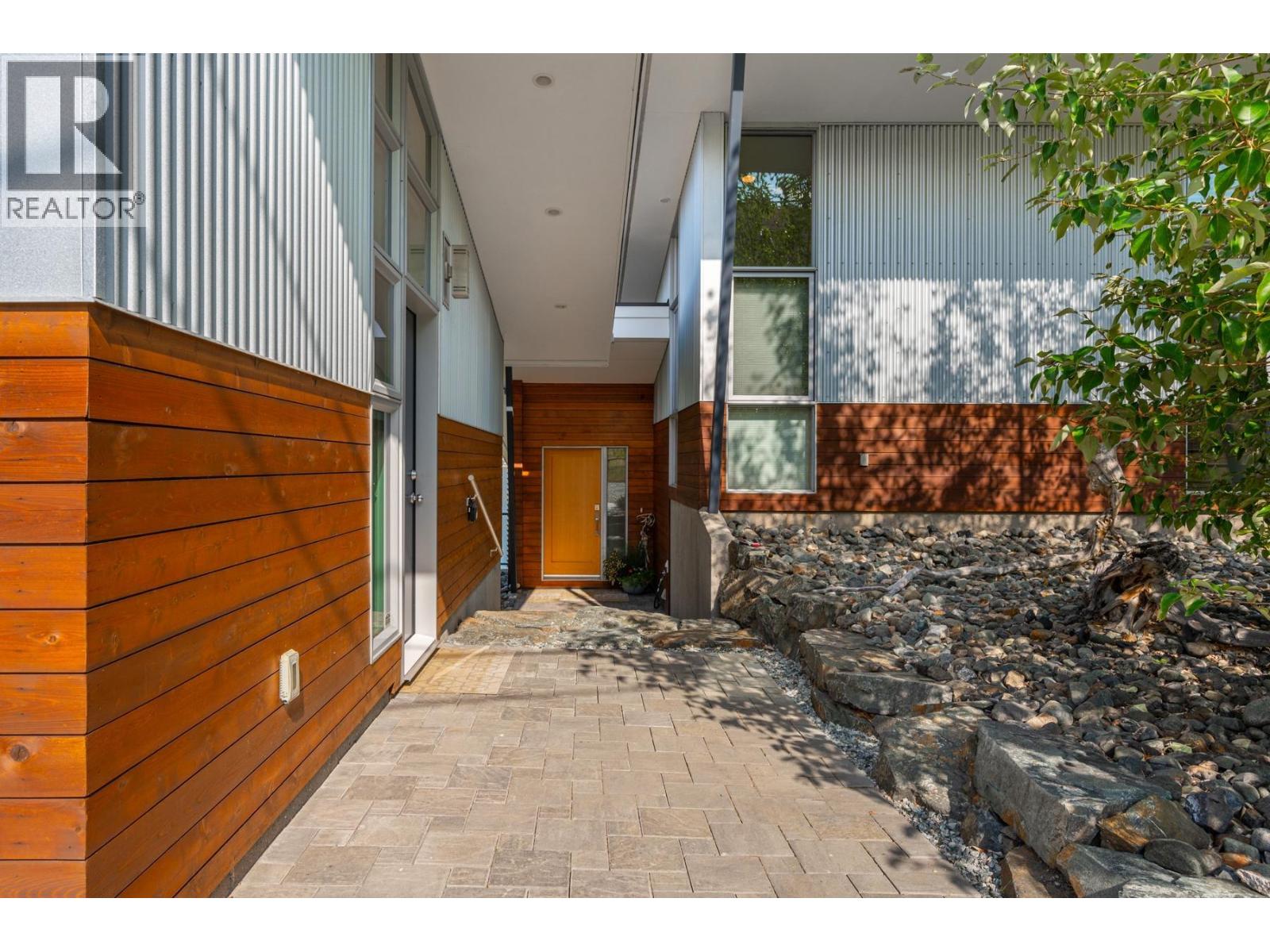 6993 Old Nicola Trail, Merritt, British Columbia  V1K 1B8 - Photo 8 - 10378056