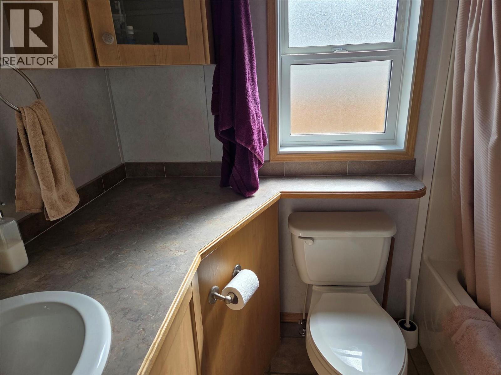 4354 Highway 3 Unit# 11, Keremeos, British Columbia  V0X 1N1 - Photo 5 - 10378417