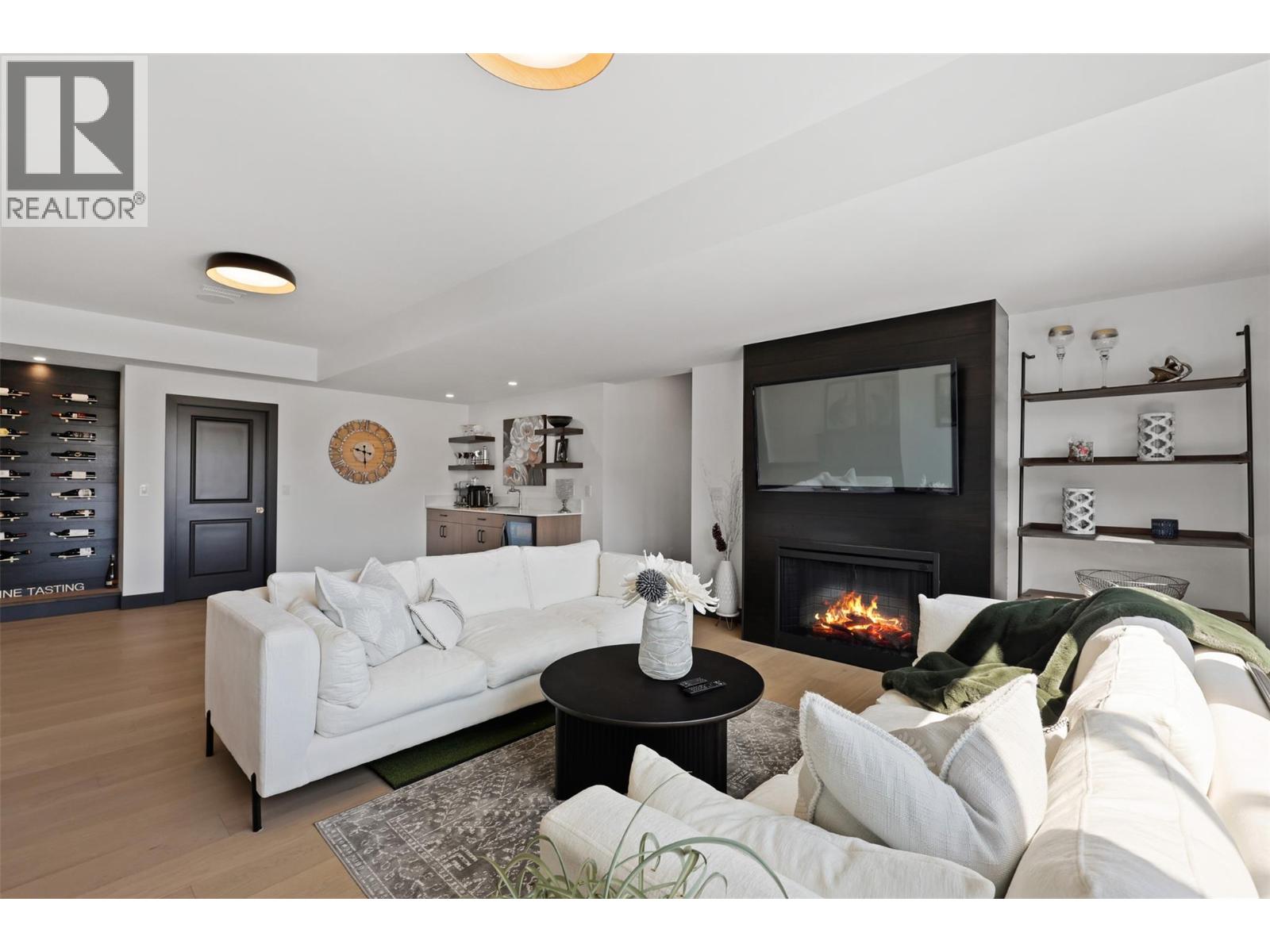 115 Lake Point Court, Kamloops, British Columbia  V1S 0G2 - Photo 37 - 10378404