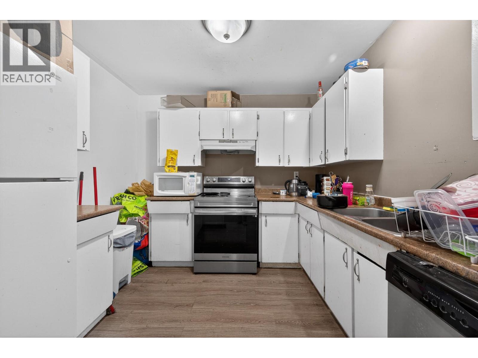 309 Waddington Drive, Kamloops, British Columbia  V2E 1S3 - Photo 3 - 10377825