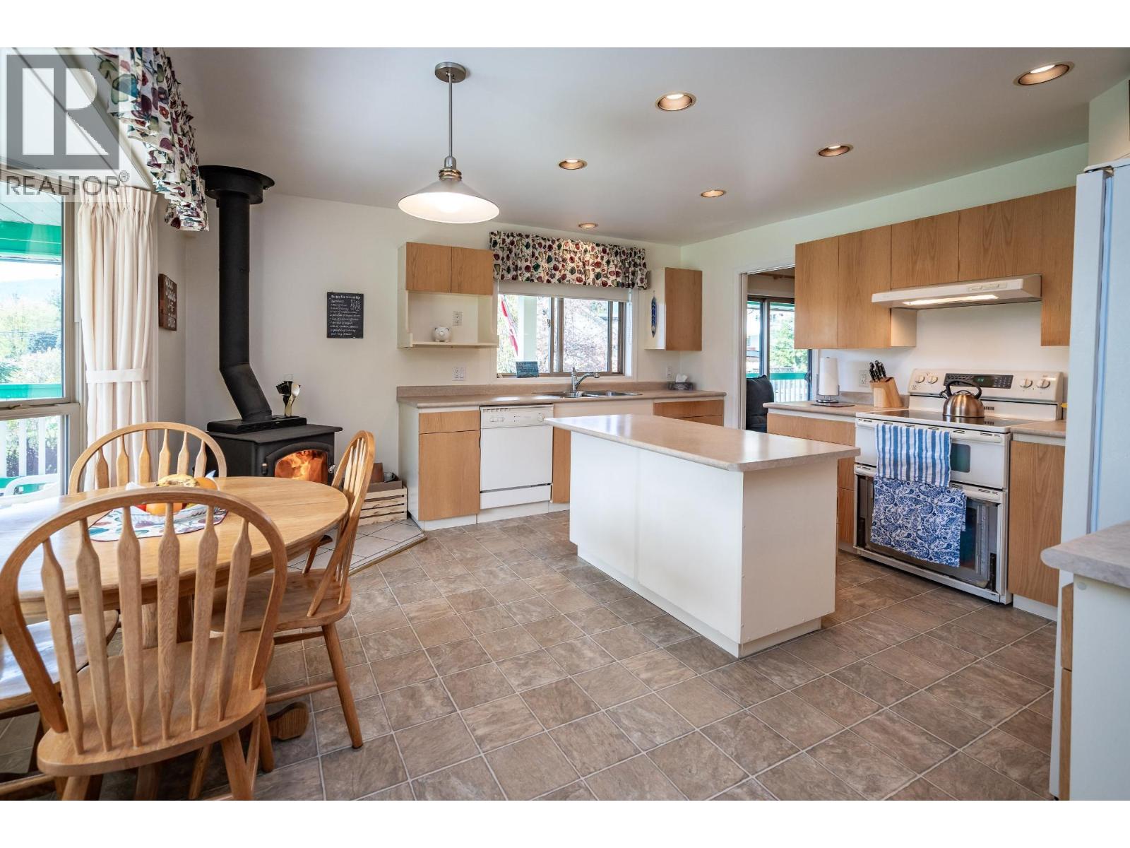 403 8th  S Street, Kaslo, British Columbia  V0G 1M0 - Photo 19 - 10377802