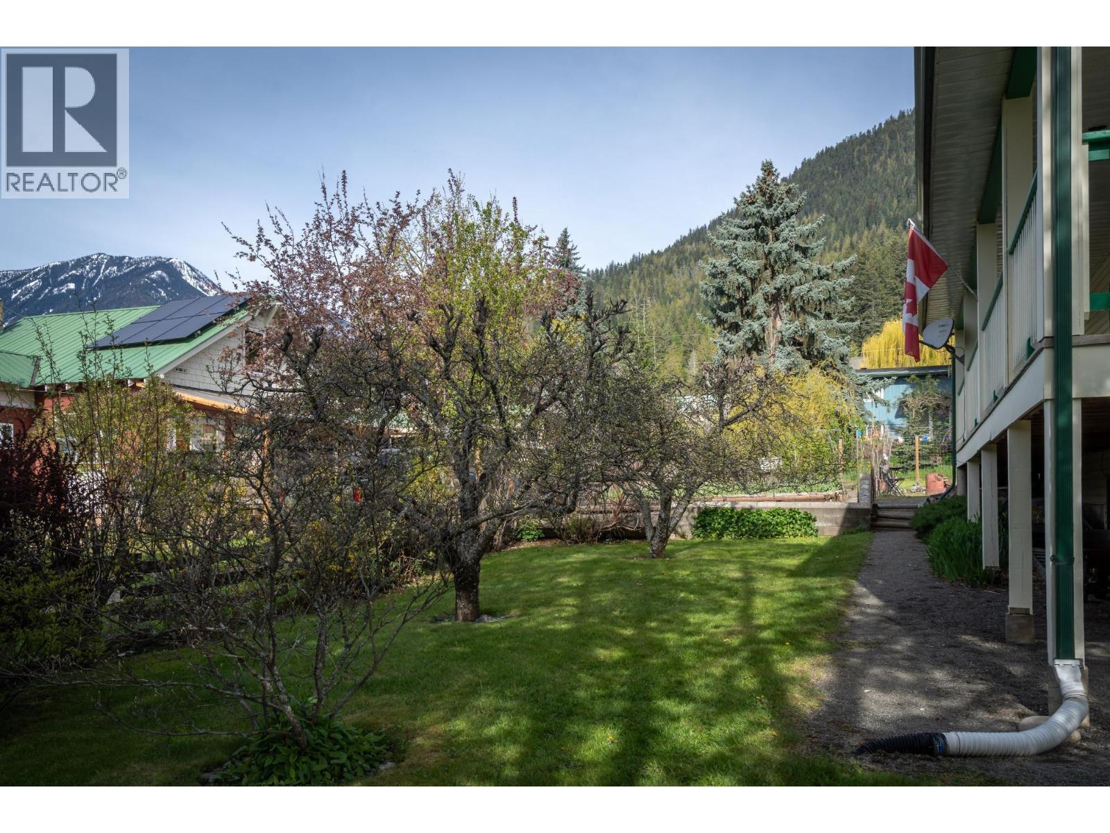 403 8th  S Street, Kaslo, British Columbia  V0G 1M0 - Photo 58 - 10377802