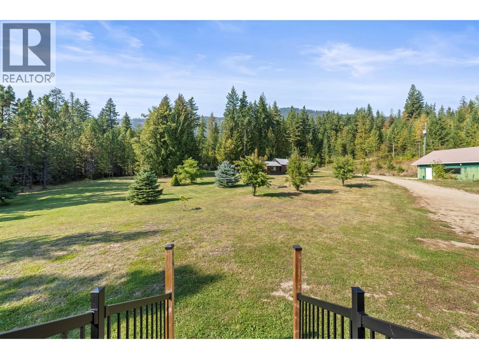 2510 Samuelson Road, Sicamous, British Columbia  V0E 2V5 - Photo 2 - 10378416