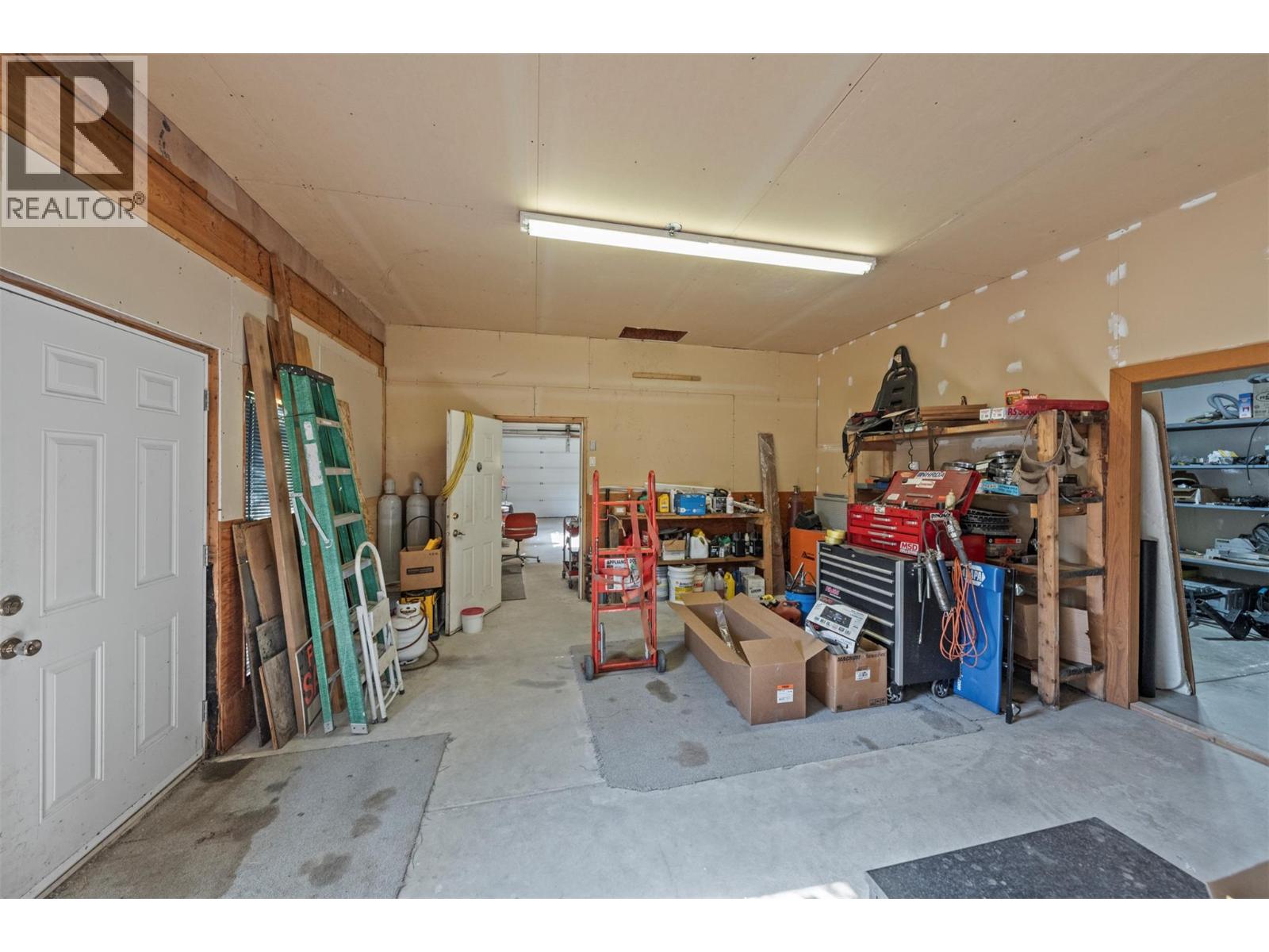 2510 Samuelson Road, Sicamous, British Columbia  V0E 2V5 - Photo 41 - 10378416