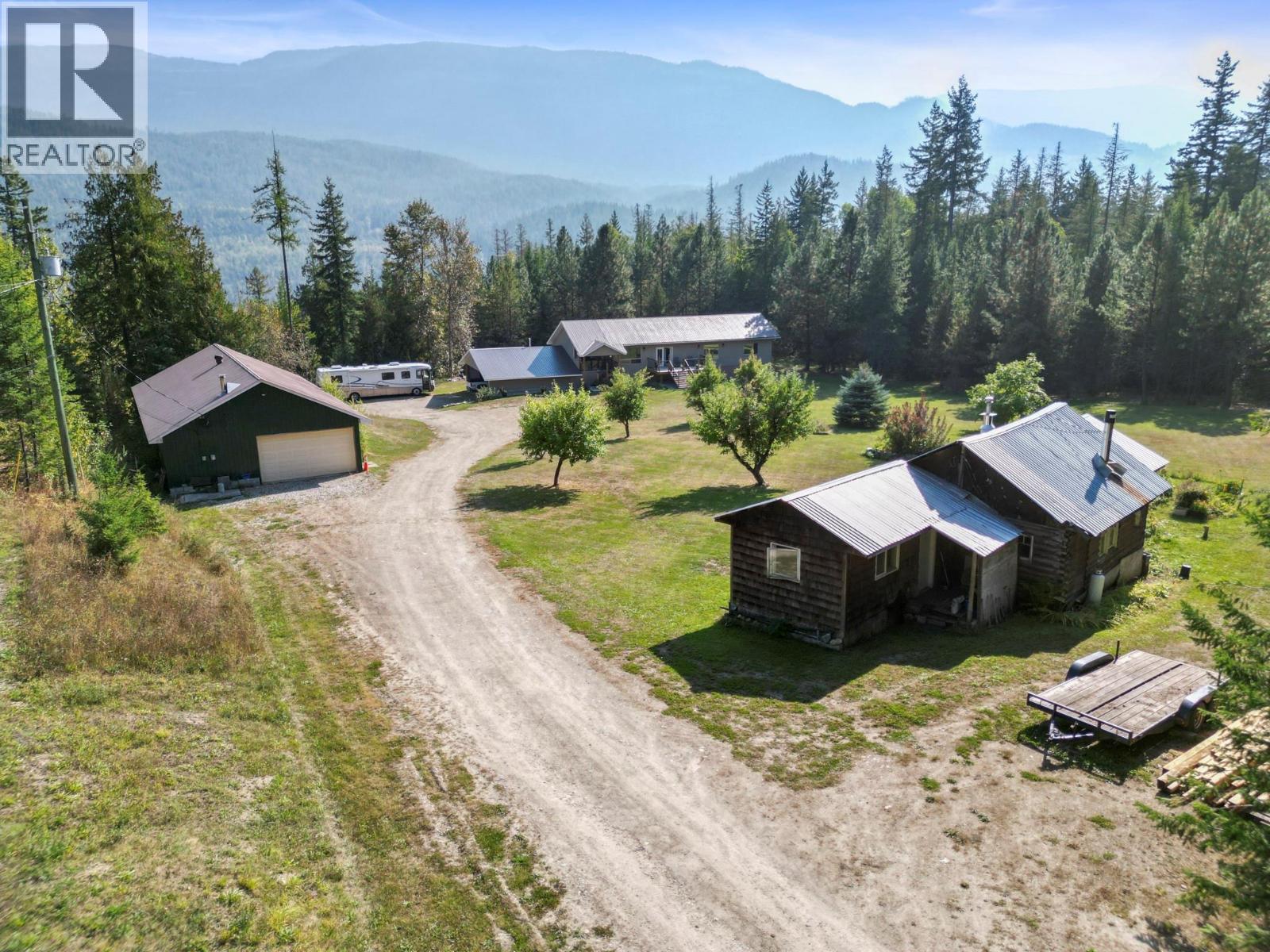 2510 Samuelson Road, Sicamous, British Columbia  V0E 2V5 - Photo 43 - 10378416