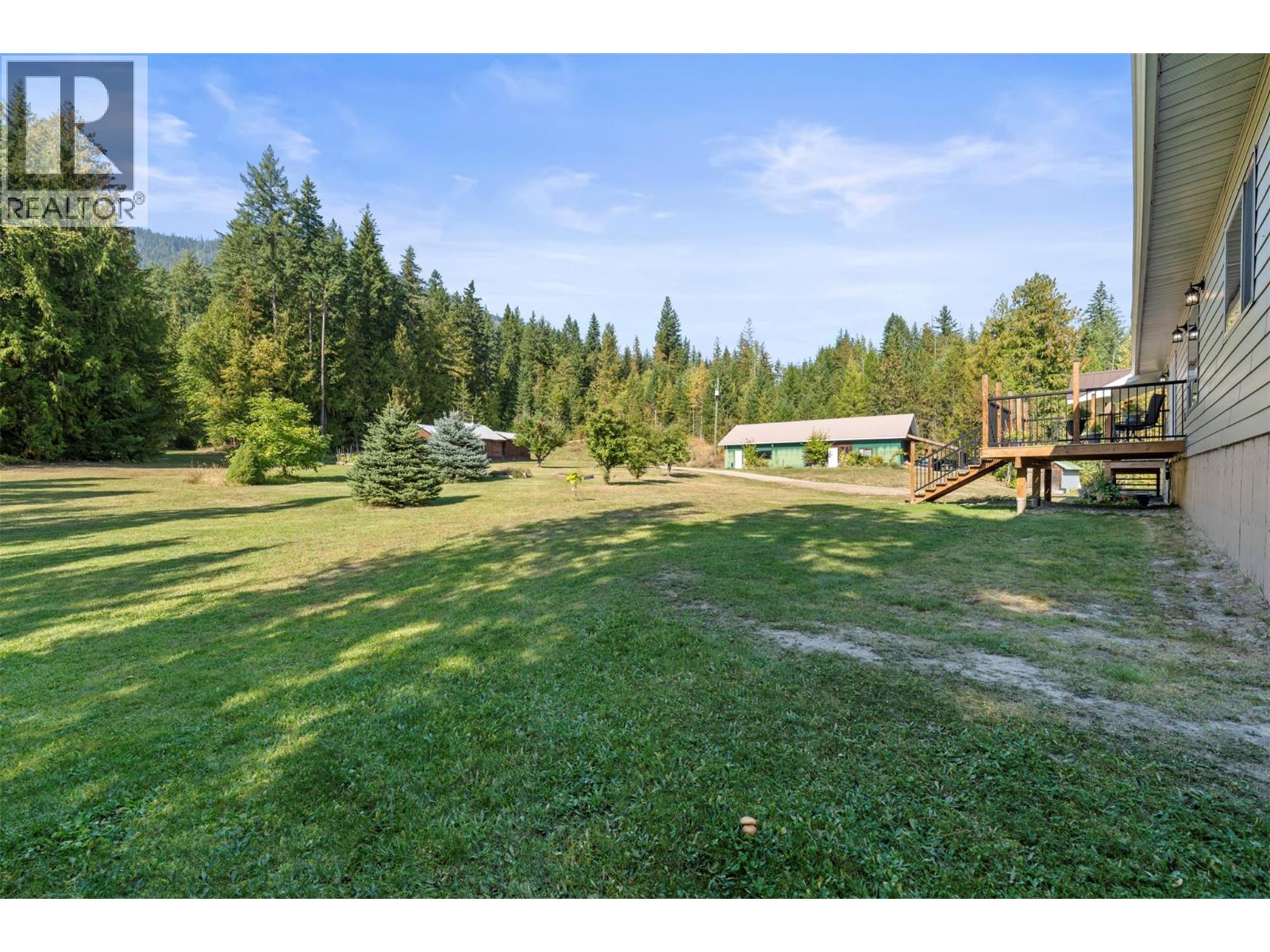 2510 Samuelson Road, Sicamous, British Columbia  V0E 2V5 - Photo 5 - 10378416