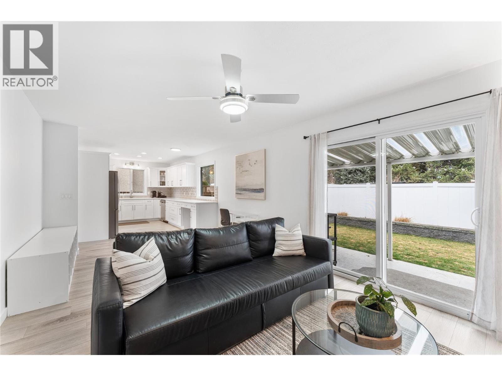 885 Wintergreen Drive, Kelowna, British Columbia  V1W 3V9 - Photo 11 - 10378283