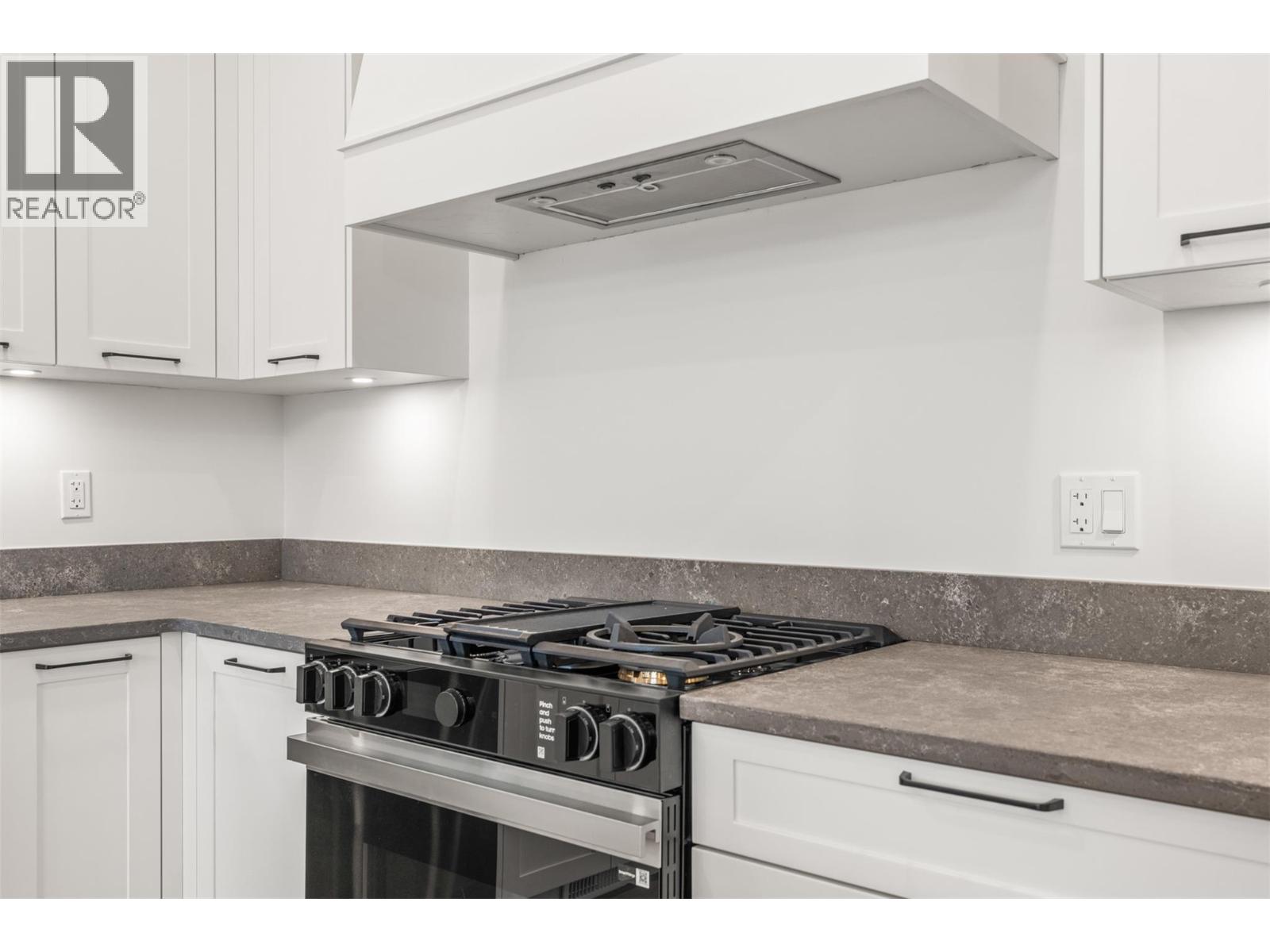 2468 Bradley Drive, Armstrong, British Columbia  V4Y 0Y4 - Photo 18 - 10377871