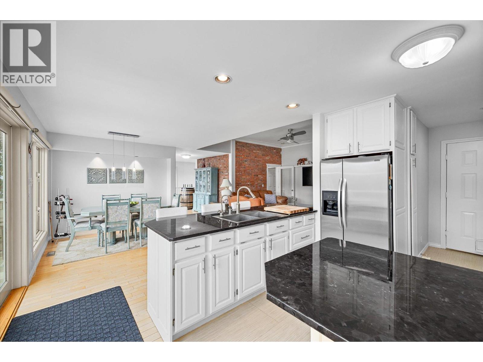 1116 Lynn Court, Kelowna, British Columbia  V1Y 1H1 - Photo 12 - 10378360